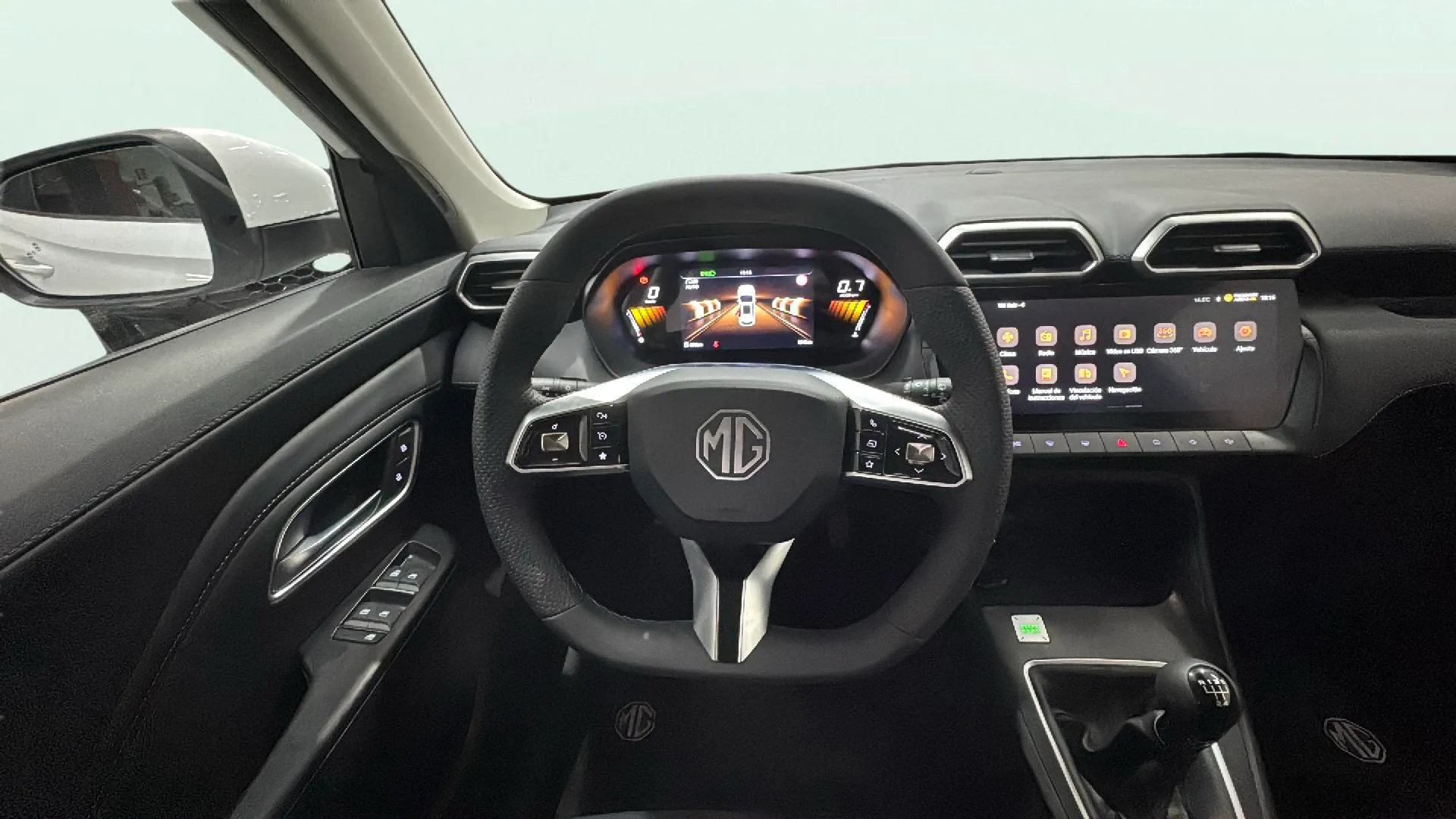 MG ZS 1.5 Luxury - foto 9