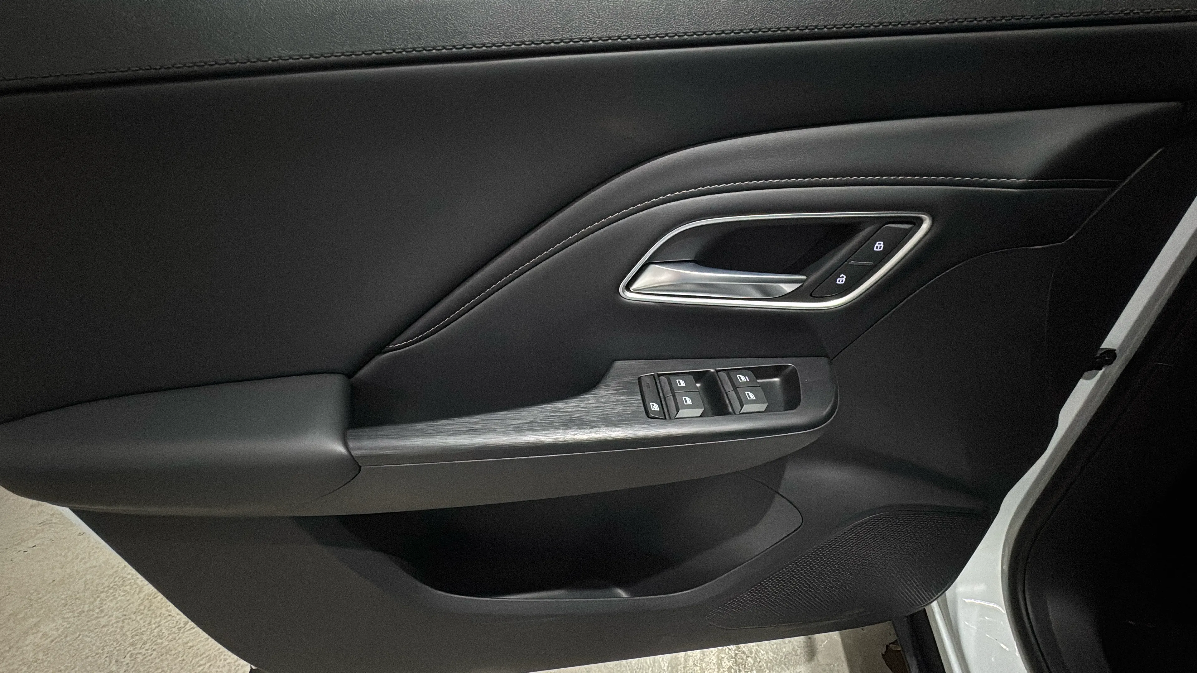 MG ZS 1.5 Luxury - foto 17