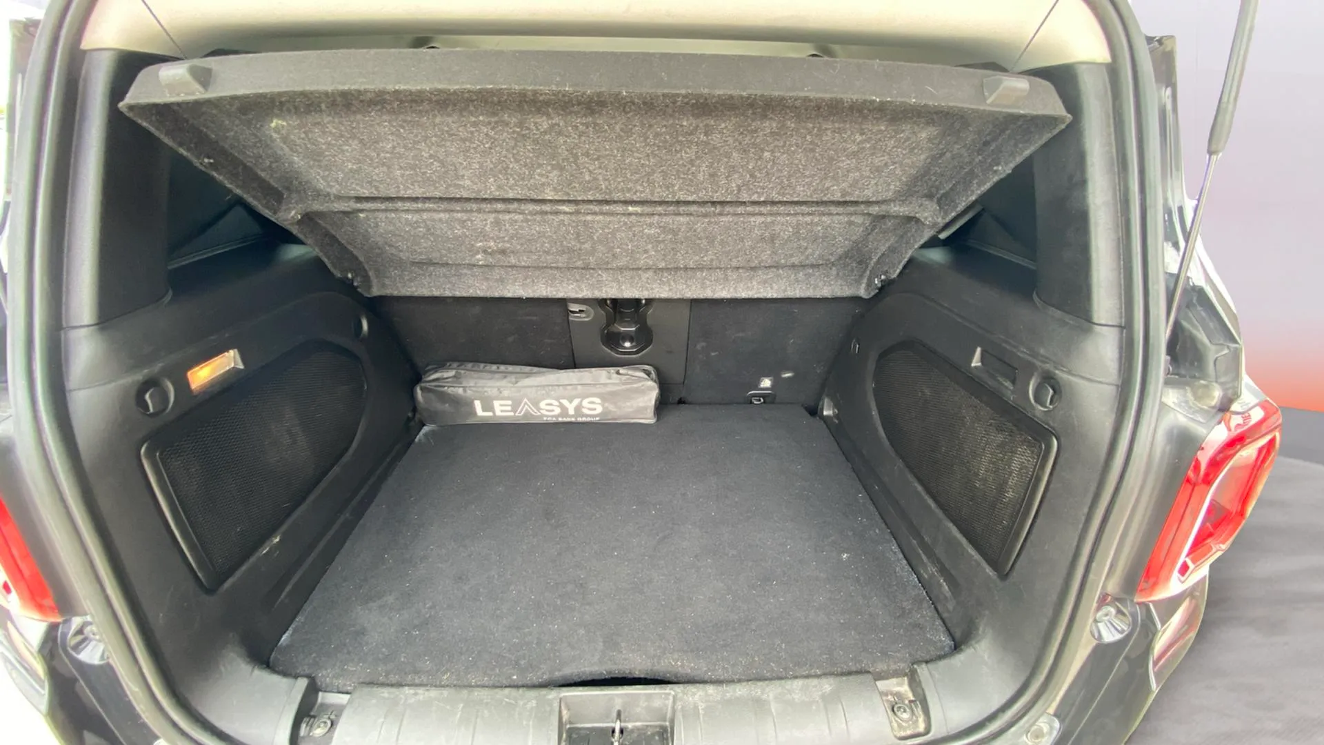 Jeep Renegade 1.6 Mjet Limited 4x2 - foto 17