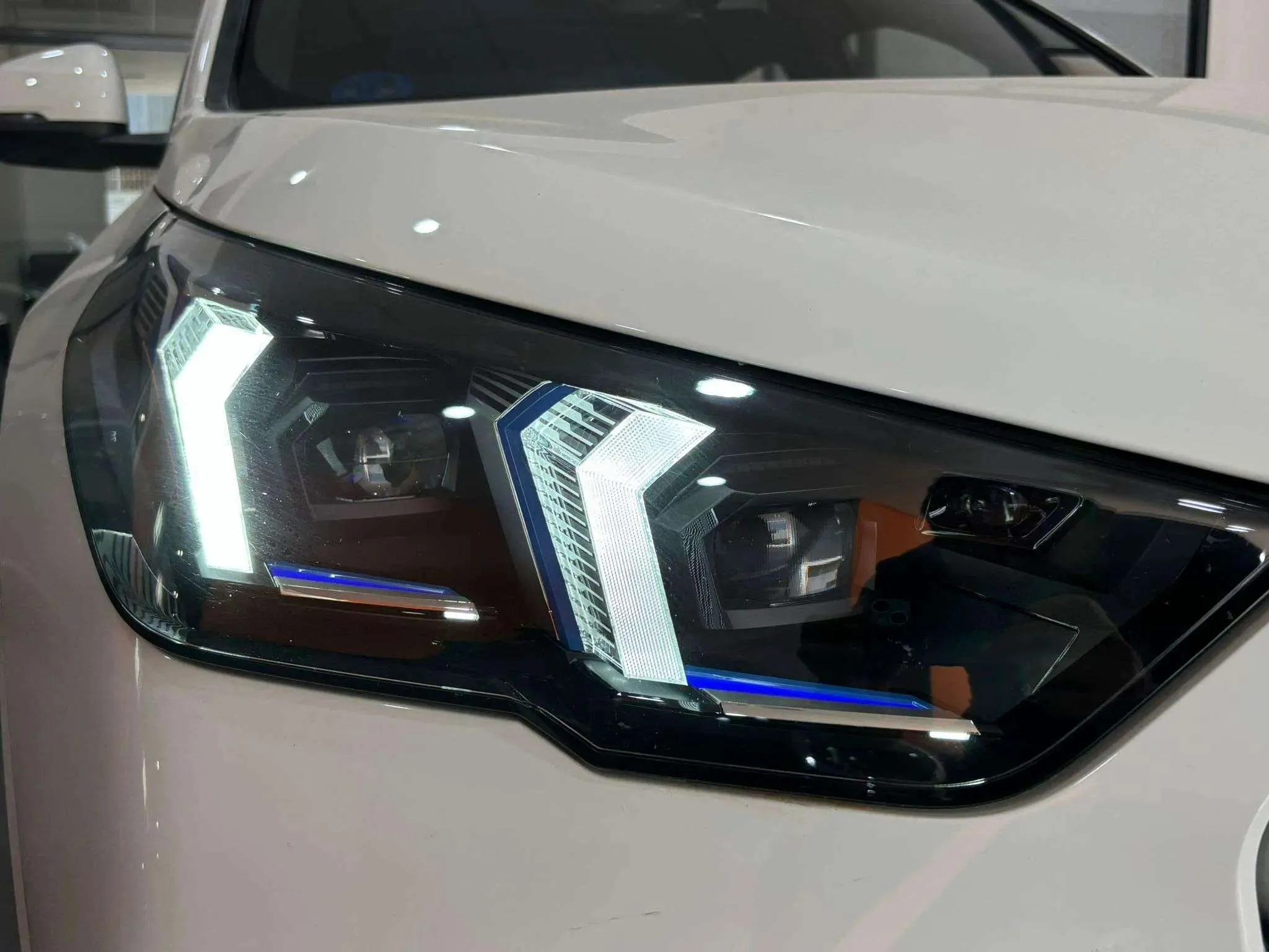 BMW X2 sDrive18d - foto 8