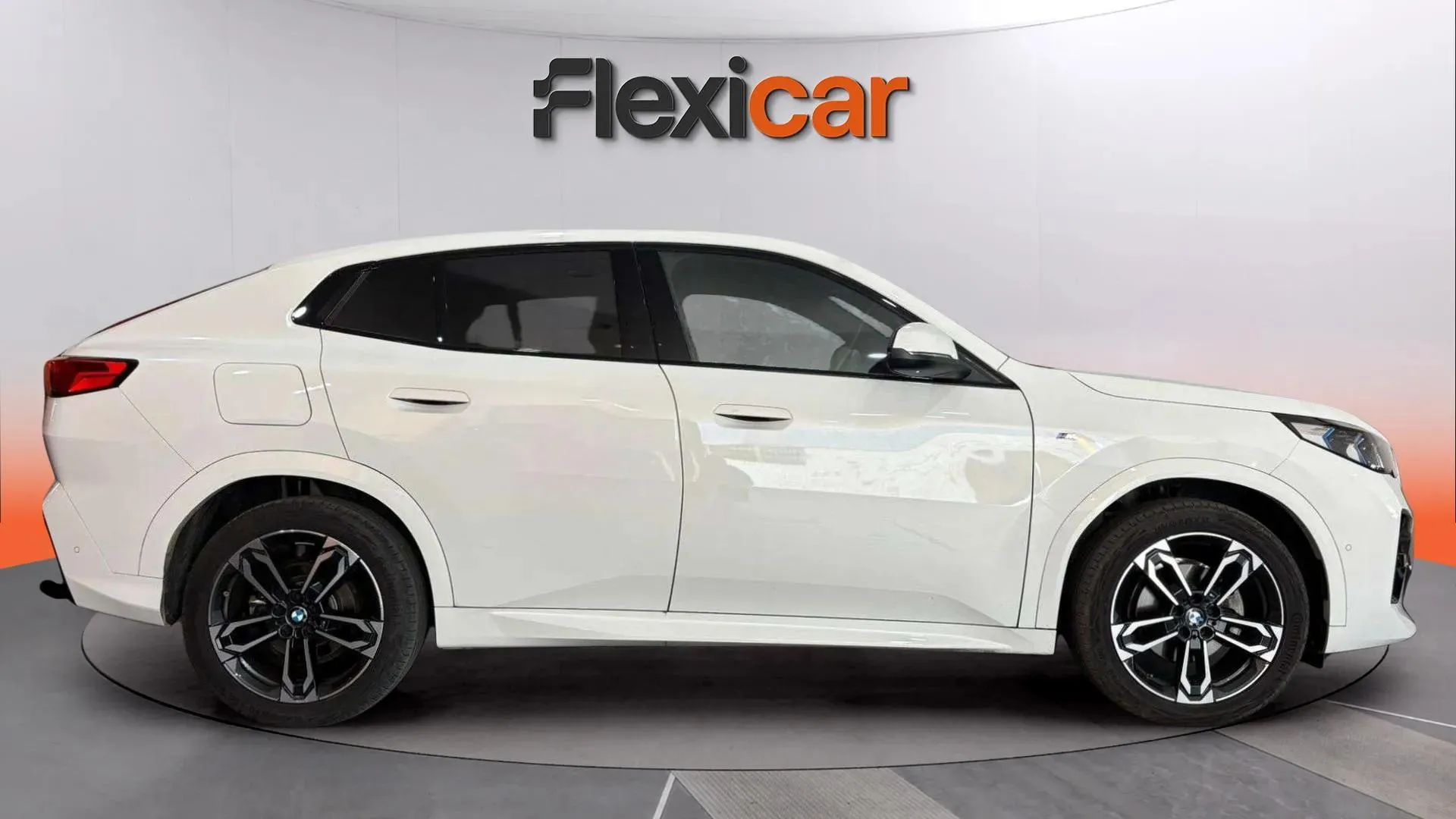 BMW X2 sDrive18d - foto 3