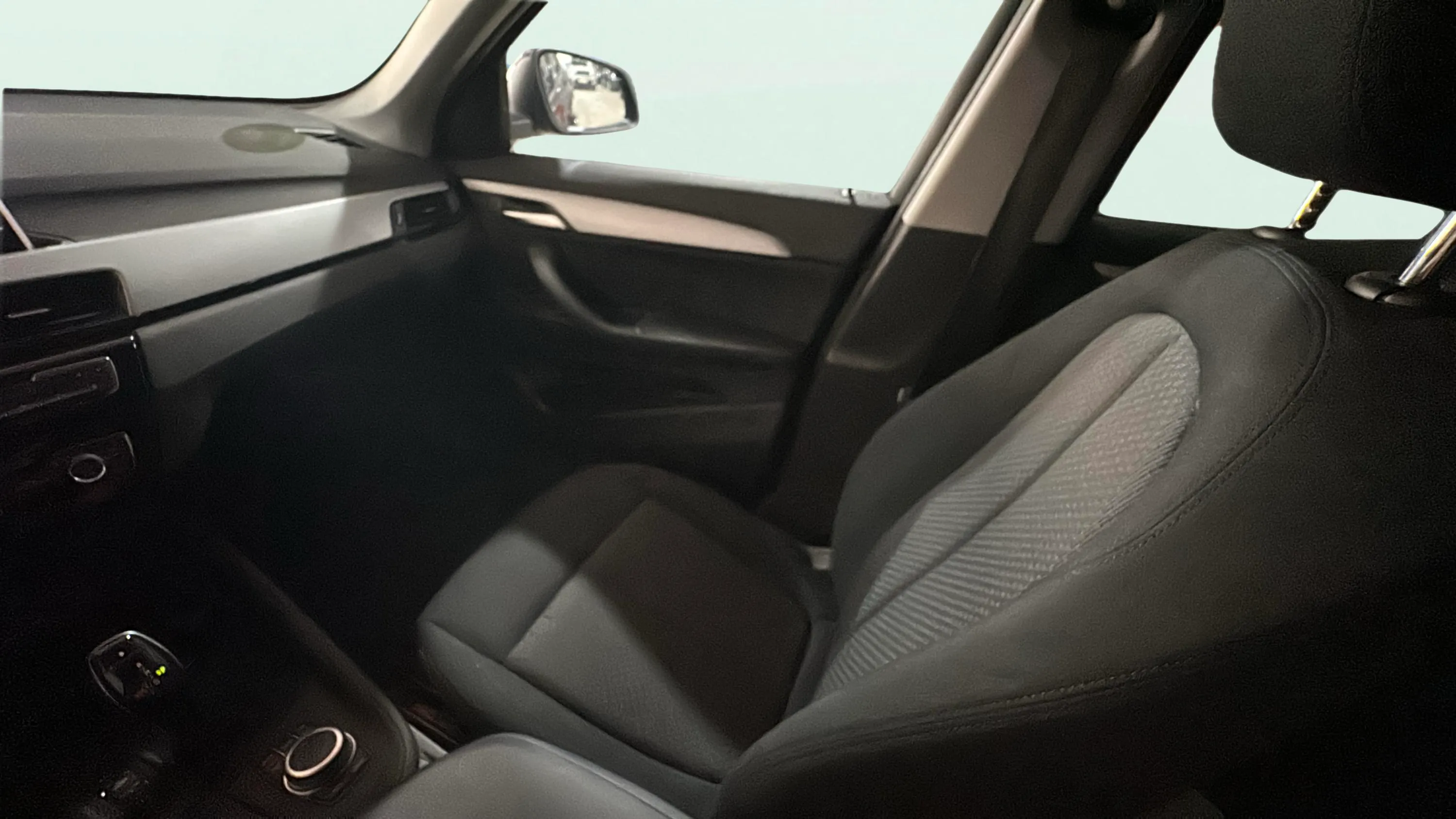 BMW X1 sDrive18d - foto 11