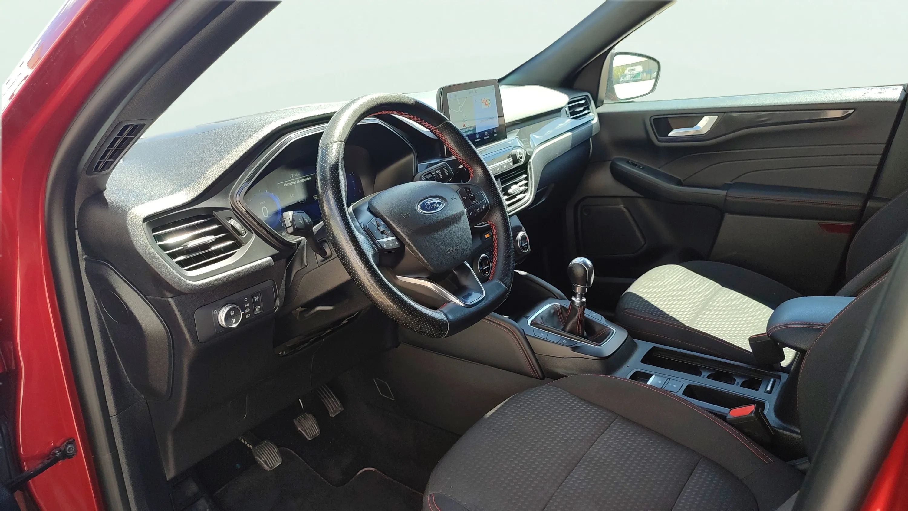 Ford Kuga ST-Line 1.5 EcoBlue - foto 9