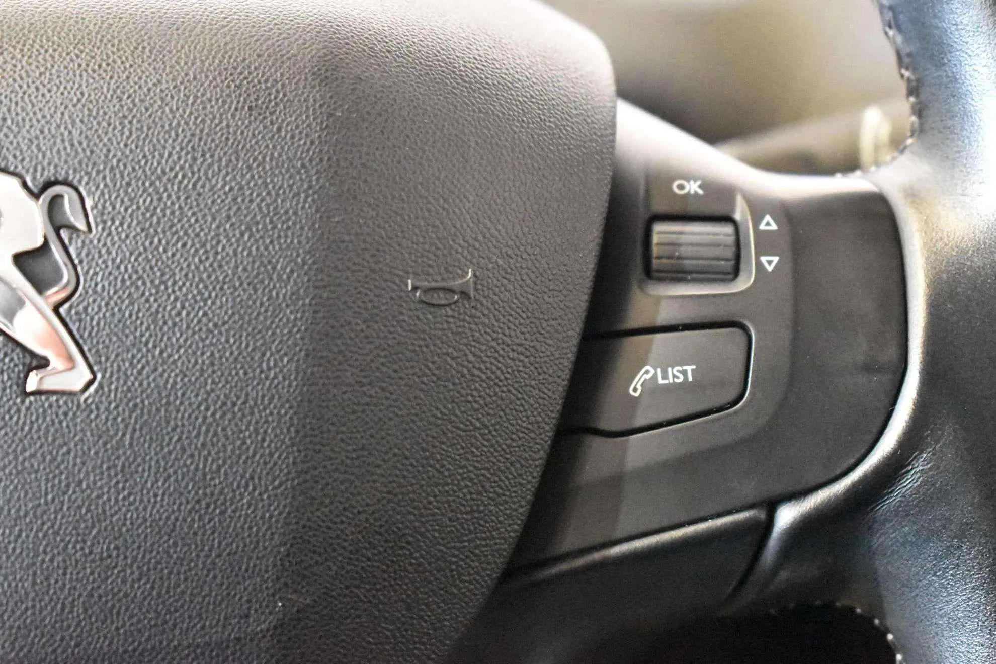 Peugeot 2008 Access 1.2L PureTech - foto 15