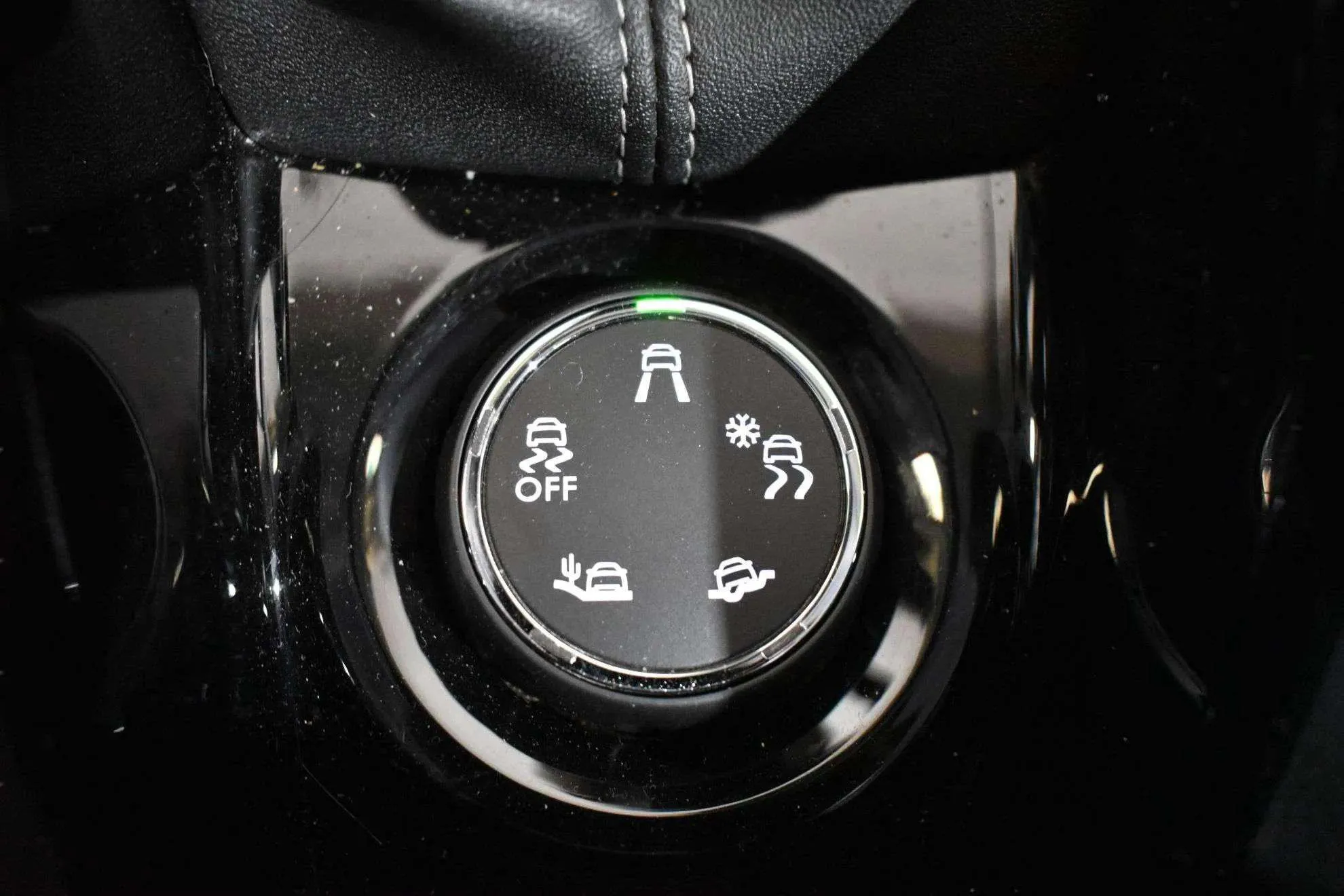 Peugeot 2008 Access 1.2L PureTech - foto 21