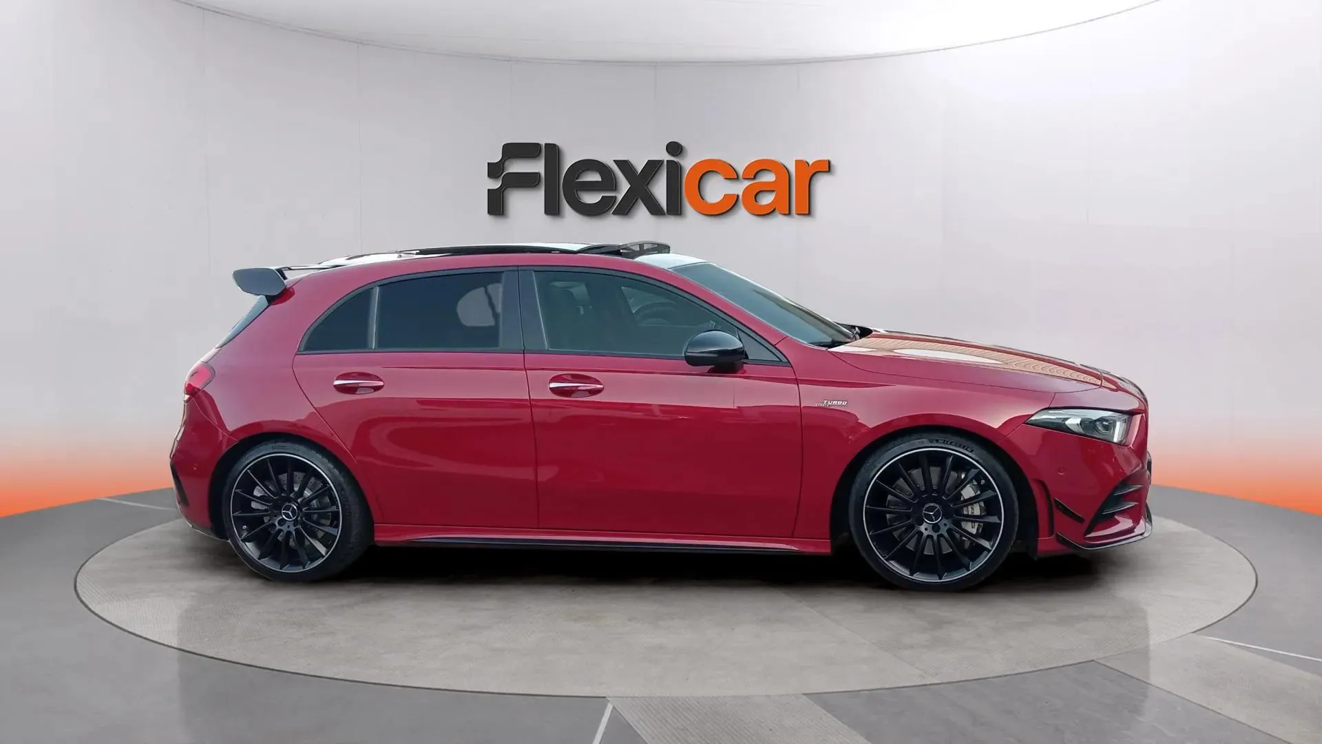 Mercedes-Benz Clase A Mercedes-AMG A 35 4MATIC+ - foto 6
