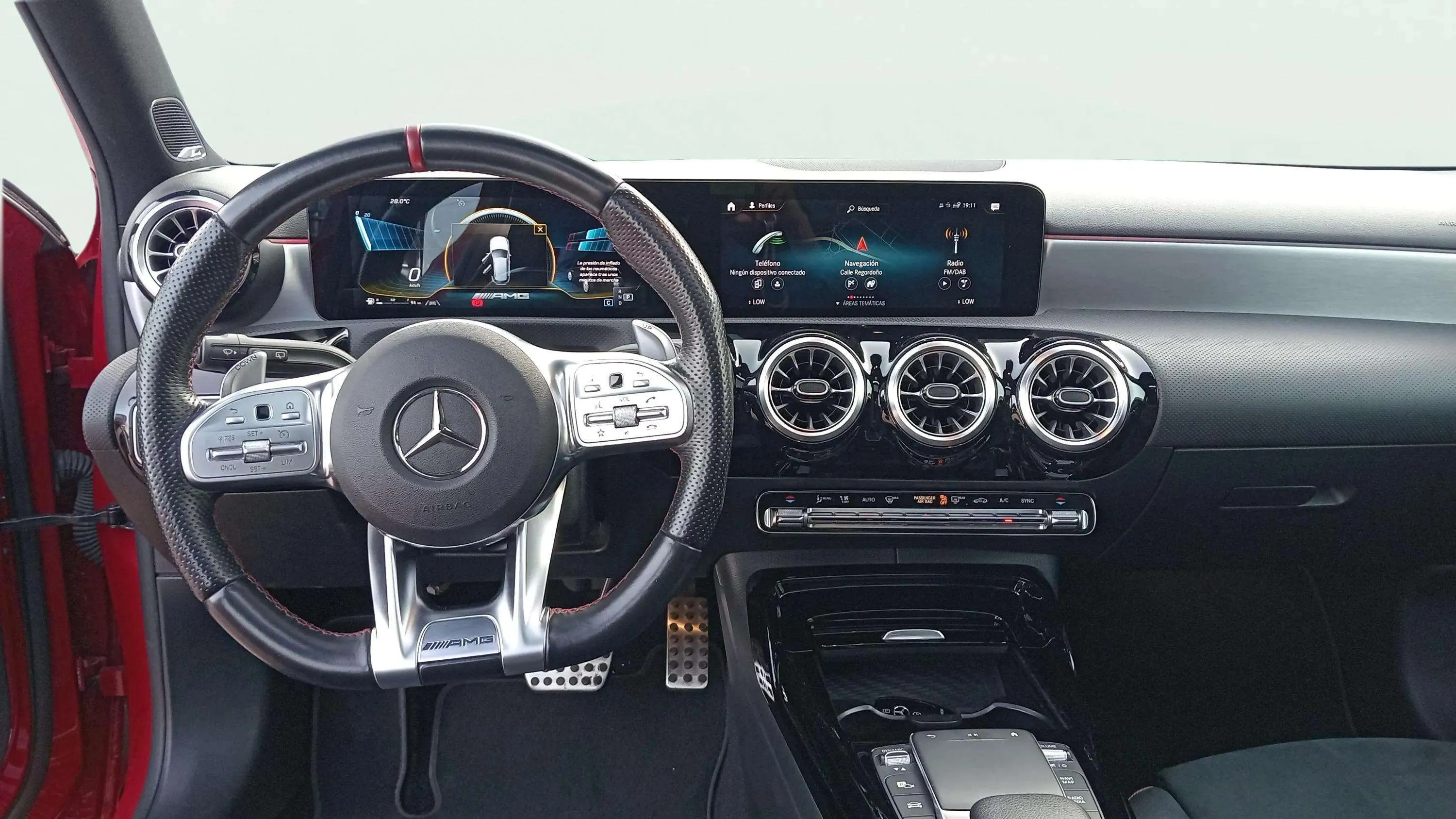 Mercedes-Benz Clase A Mercedes-AMG A 35 4MATIC+ - foto 16