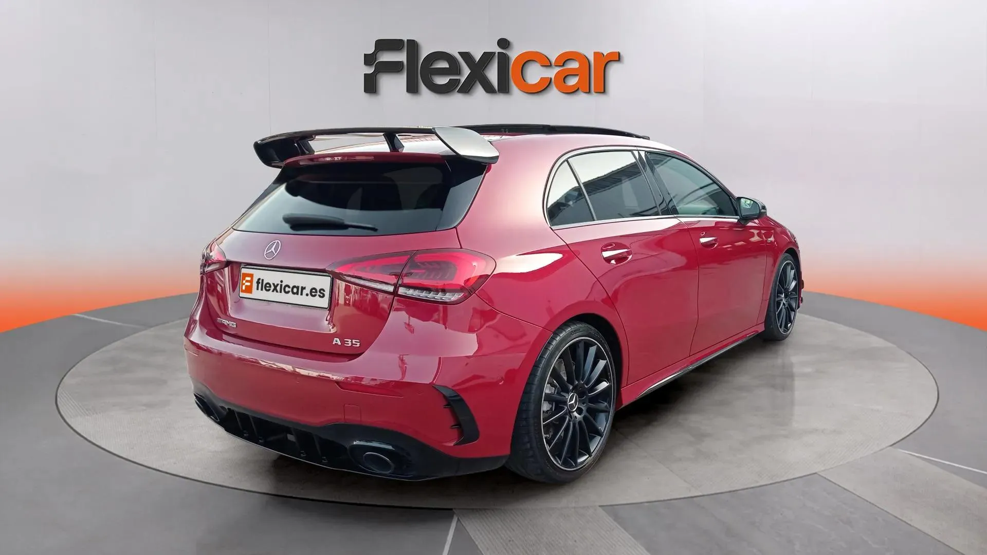 Mercedes-Benz Clase A Mercedes-AMG A 35 4MATIC+ - foto 4