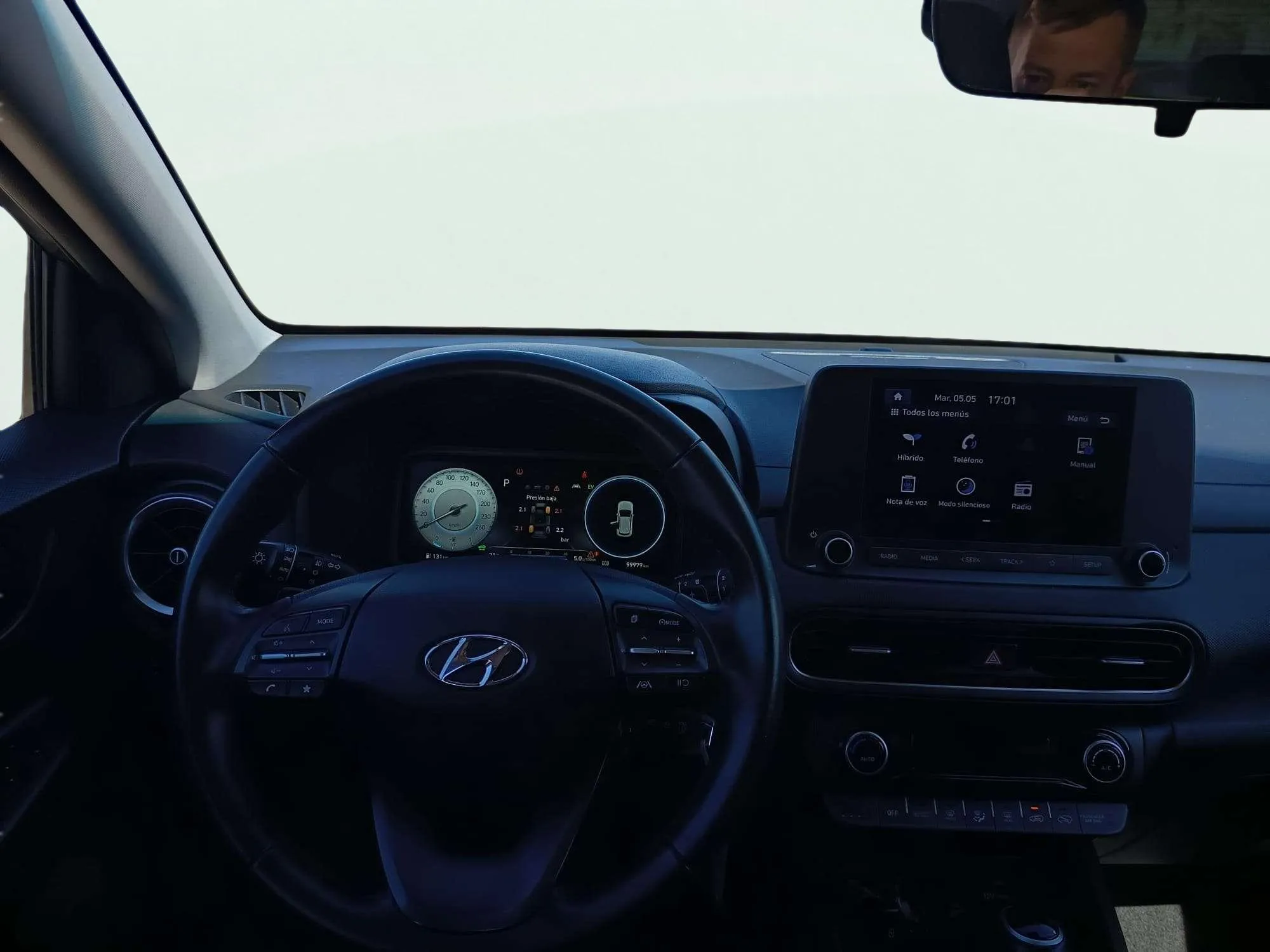 Hyundai Kona 1.6 GDI HEV Maxx DCT - foto 14