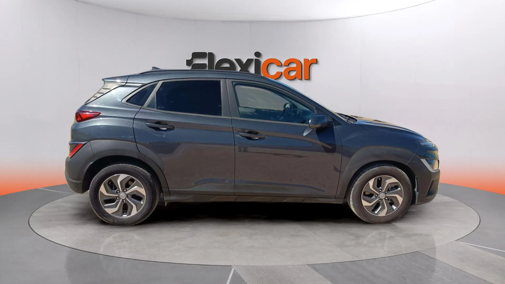 Hyundai Kona 1.6 GDI HEV Maxx DCT - foto 8