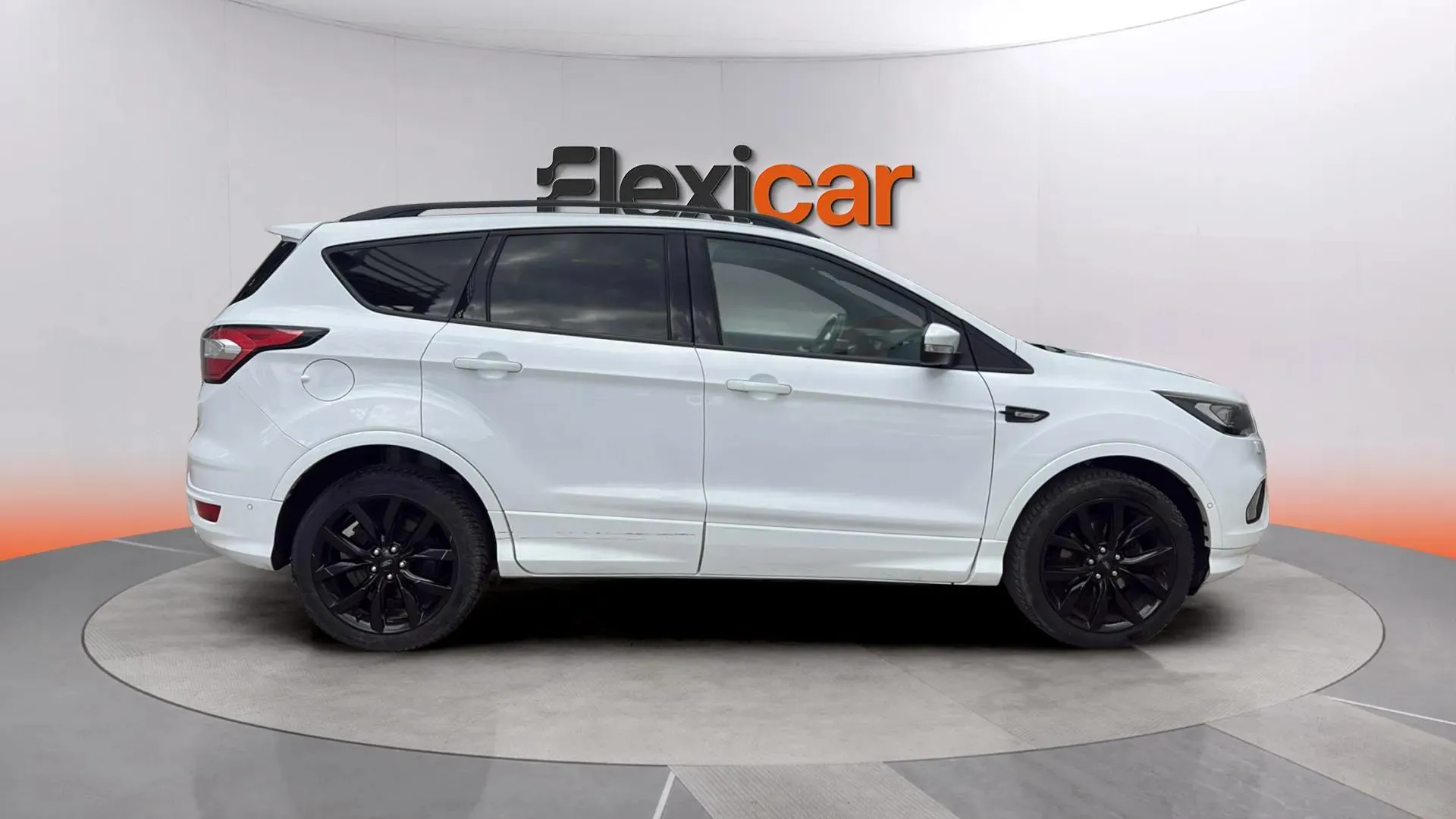Ford Kuga 1.5 EcoBoost 4x2 ST-Line - foto 26
