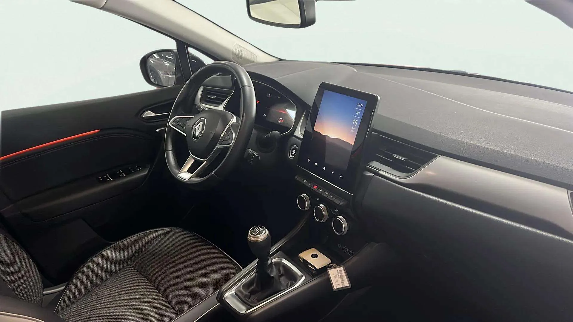 Renault Captur evolution TCe - foto 11