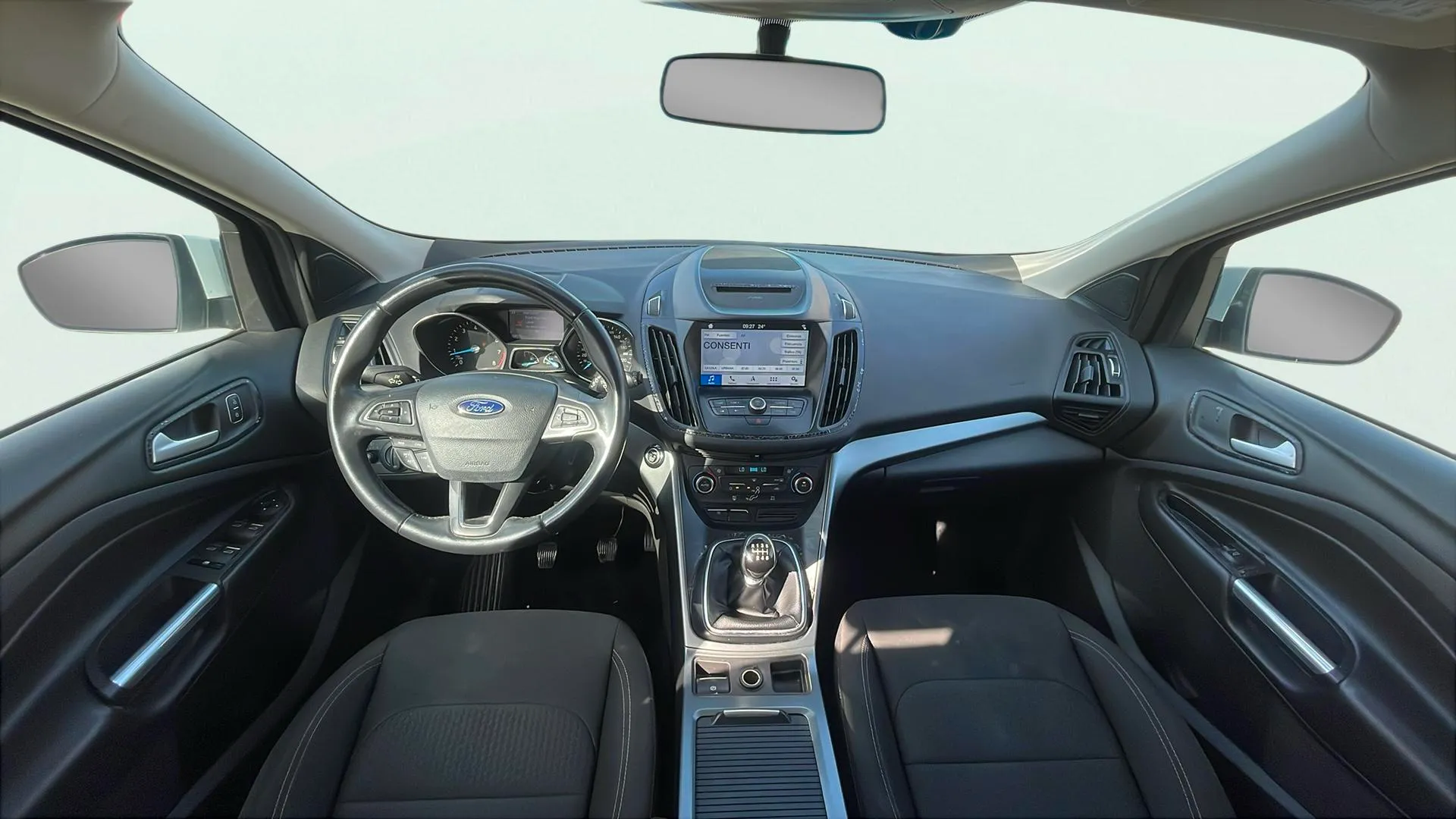Ford Kuga 1.5 EcoBoost 4x2 Trend - foto 9