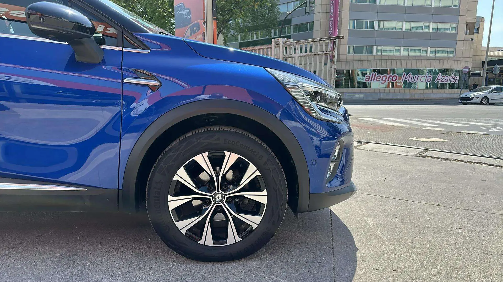 Renault Captur evolution TCe - foto 18