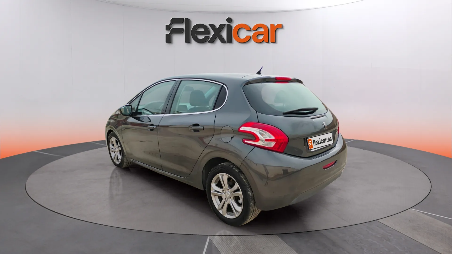 Peugeot 208 Allure 1.6 VTi 120 - foto 5