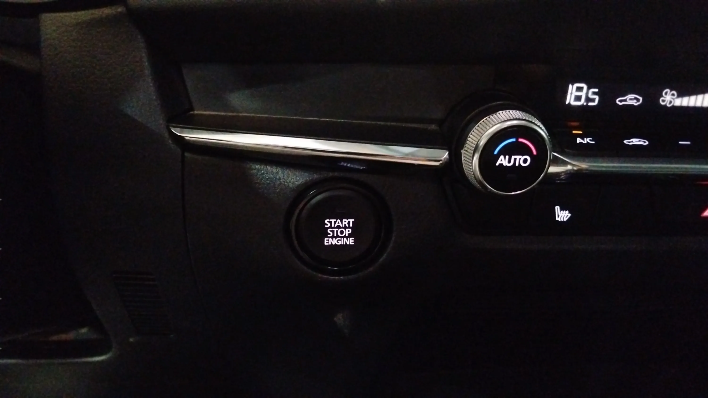 Mazda CX-30 2.0 2WD Zenith (sin Pack Bose) - foto 14