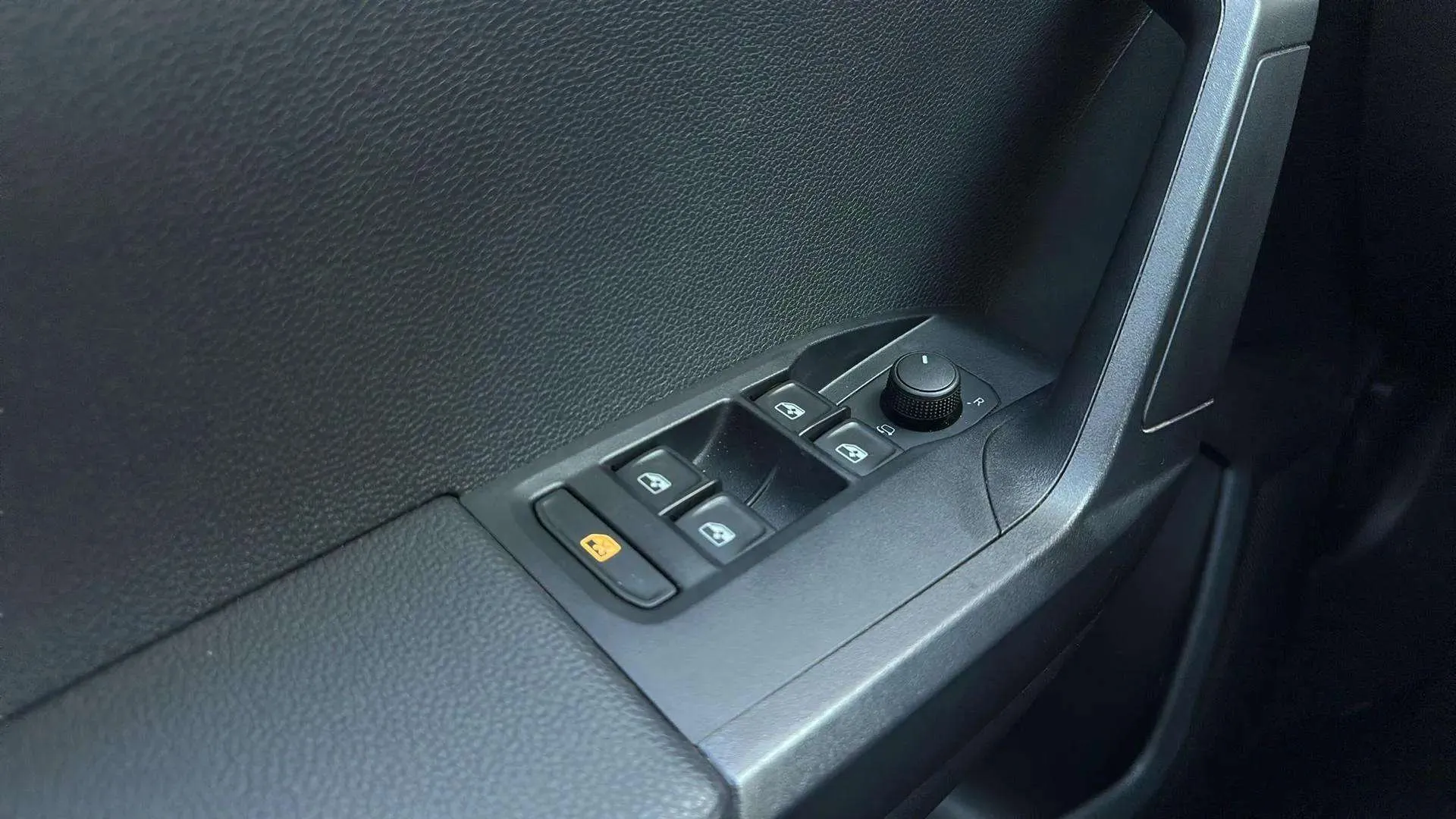 SEAT Arona 1.0 TSI DSG Style XL - foto 15