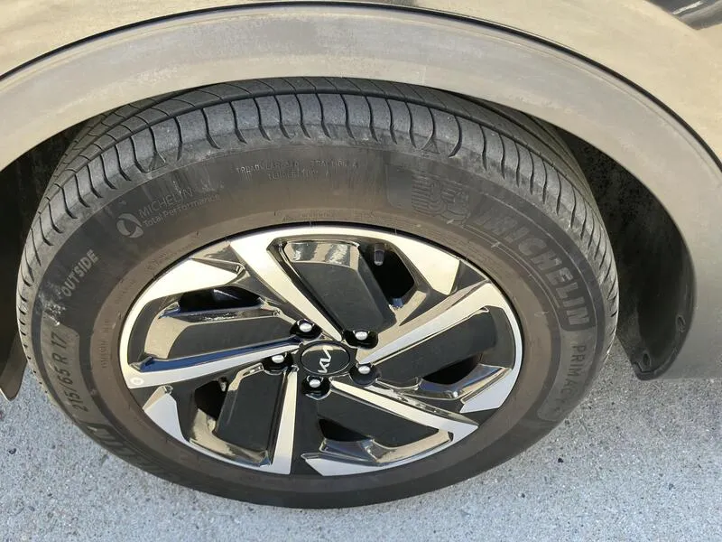 Kia Sportage 1.6 T-GDi MHEV Drive 4x2 - foto 19