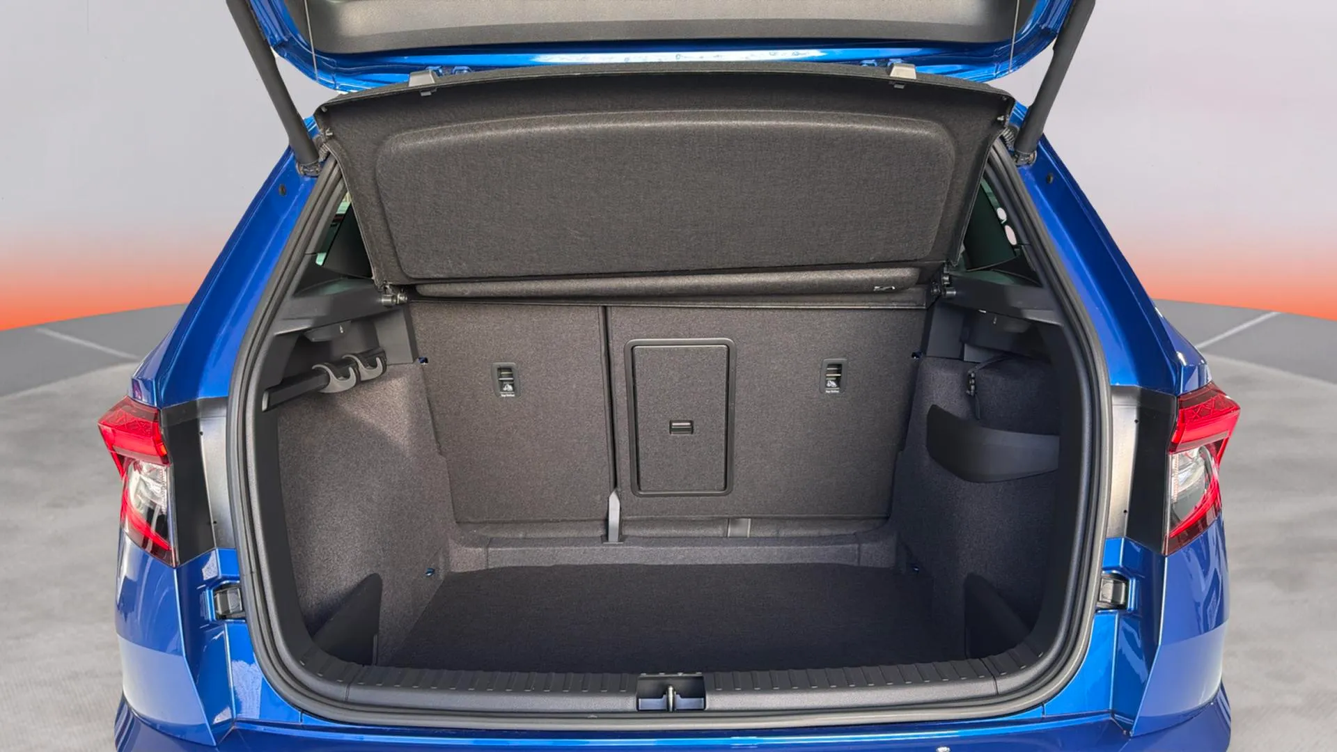 Škoda Karoq 1.5 TSI DSG ACT 125 Aniv - foto 6