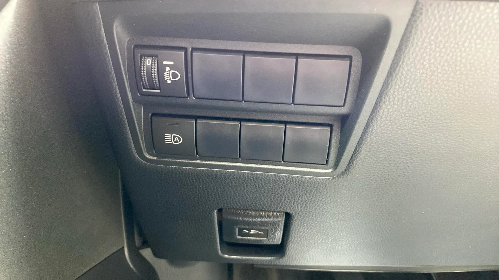 Toyota Yaris 1.6 Circuit Pack - foto 16