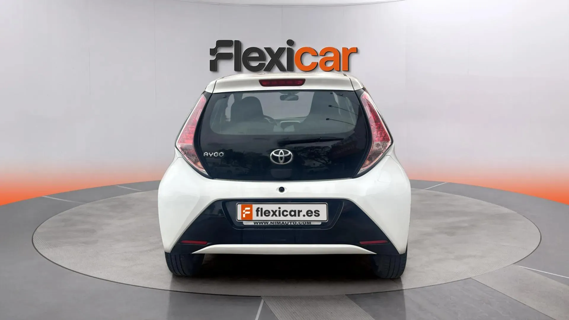 Toyota Aygo 1.0 70 x-cite - foto 6