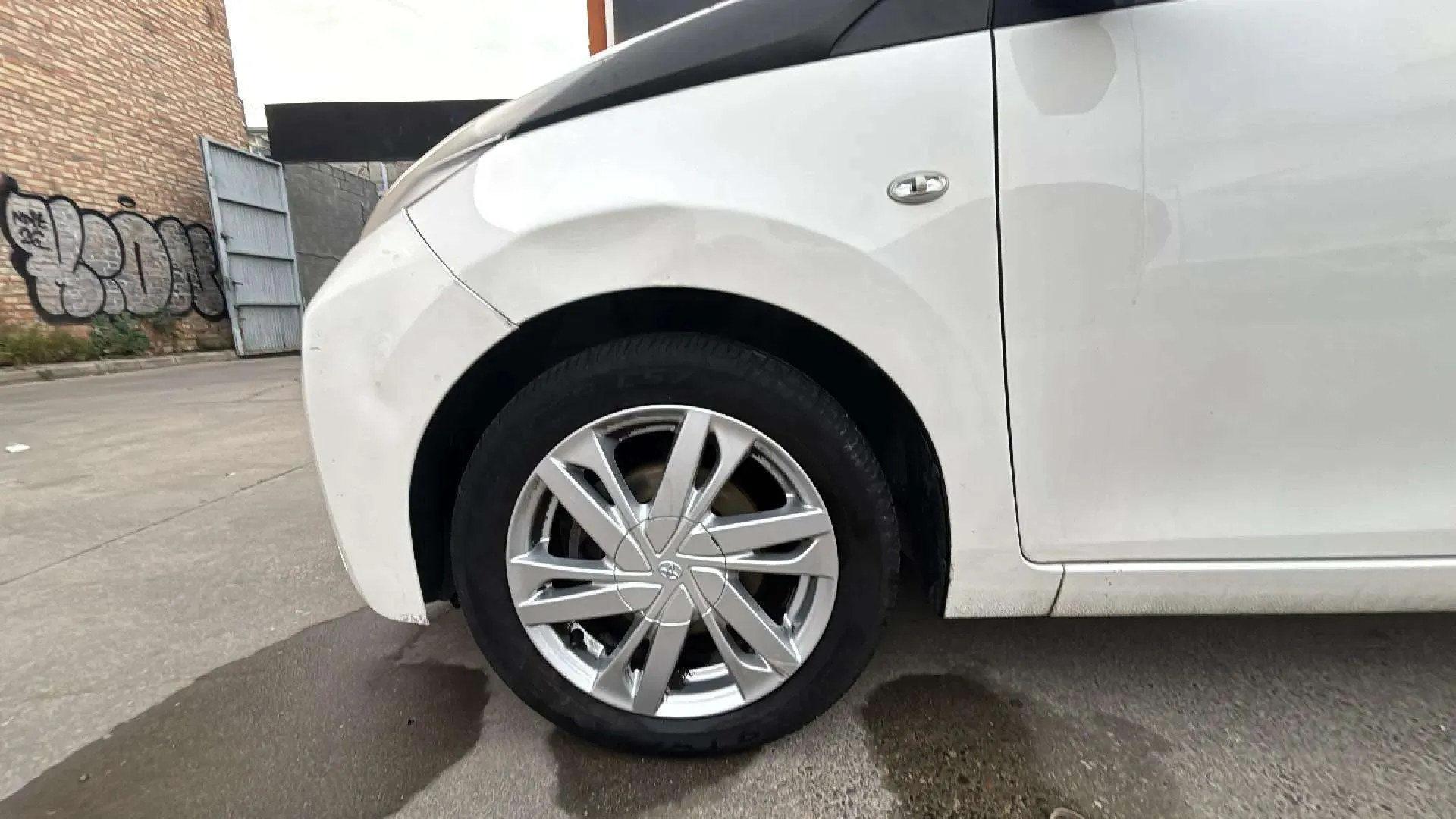 Toyota Aygo 1.0 70 x-cite - foto 9