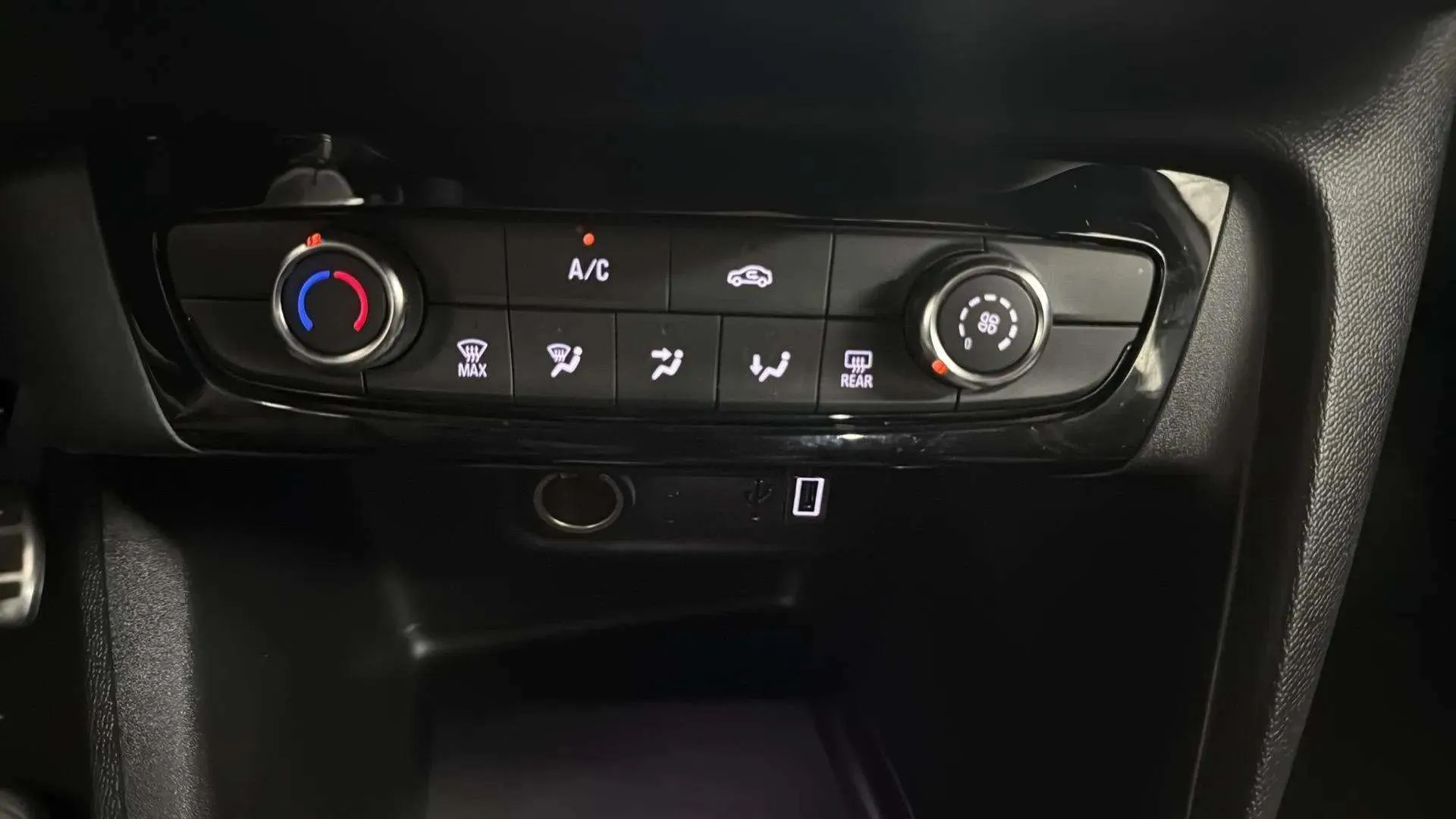 Opel Corsa 1.2T XHL GS - foto 15