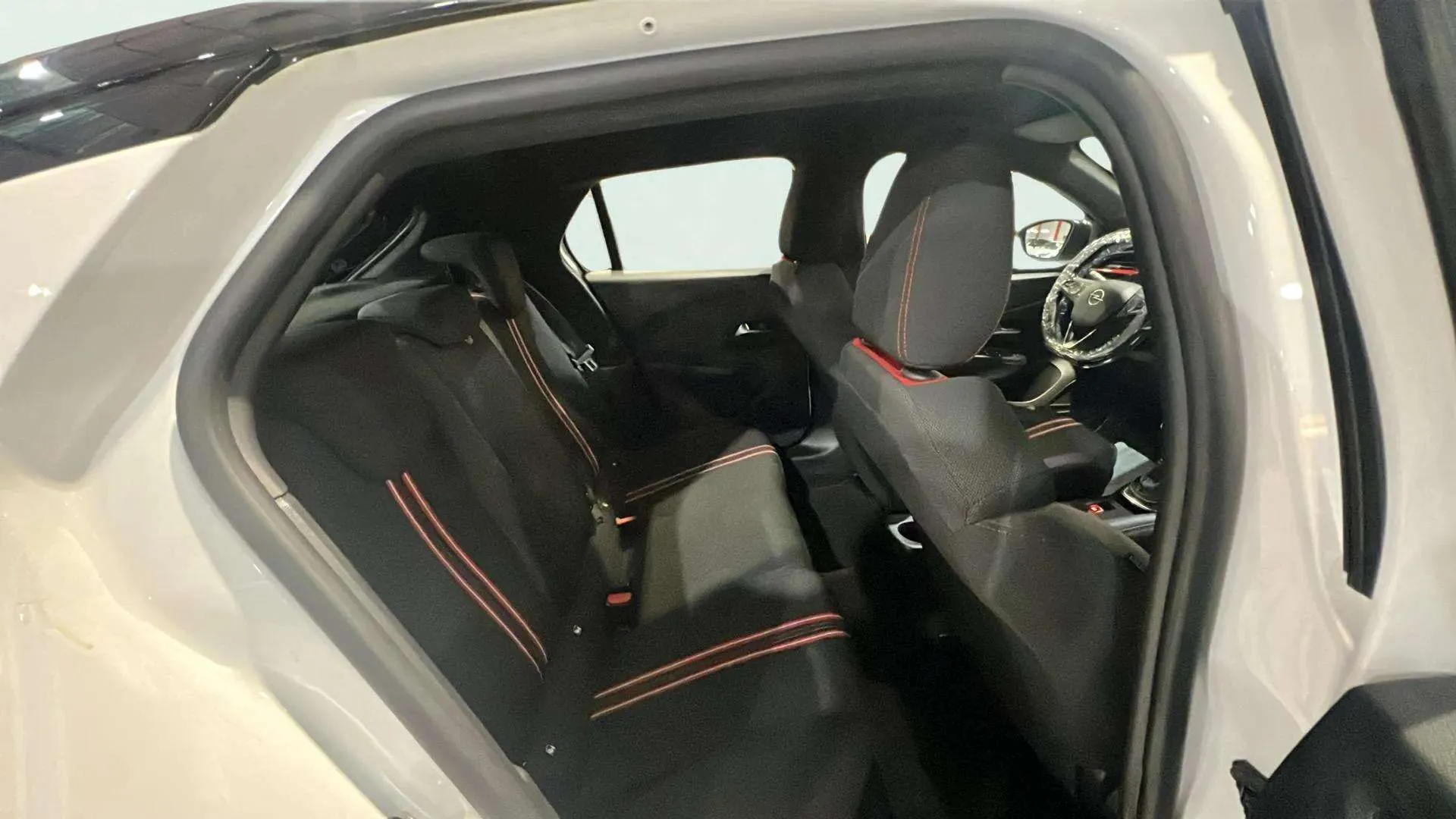 Opel Corsa 1.2T XHL Edition - foto 16