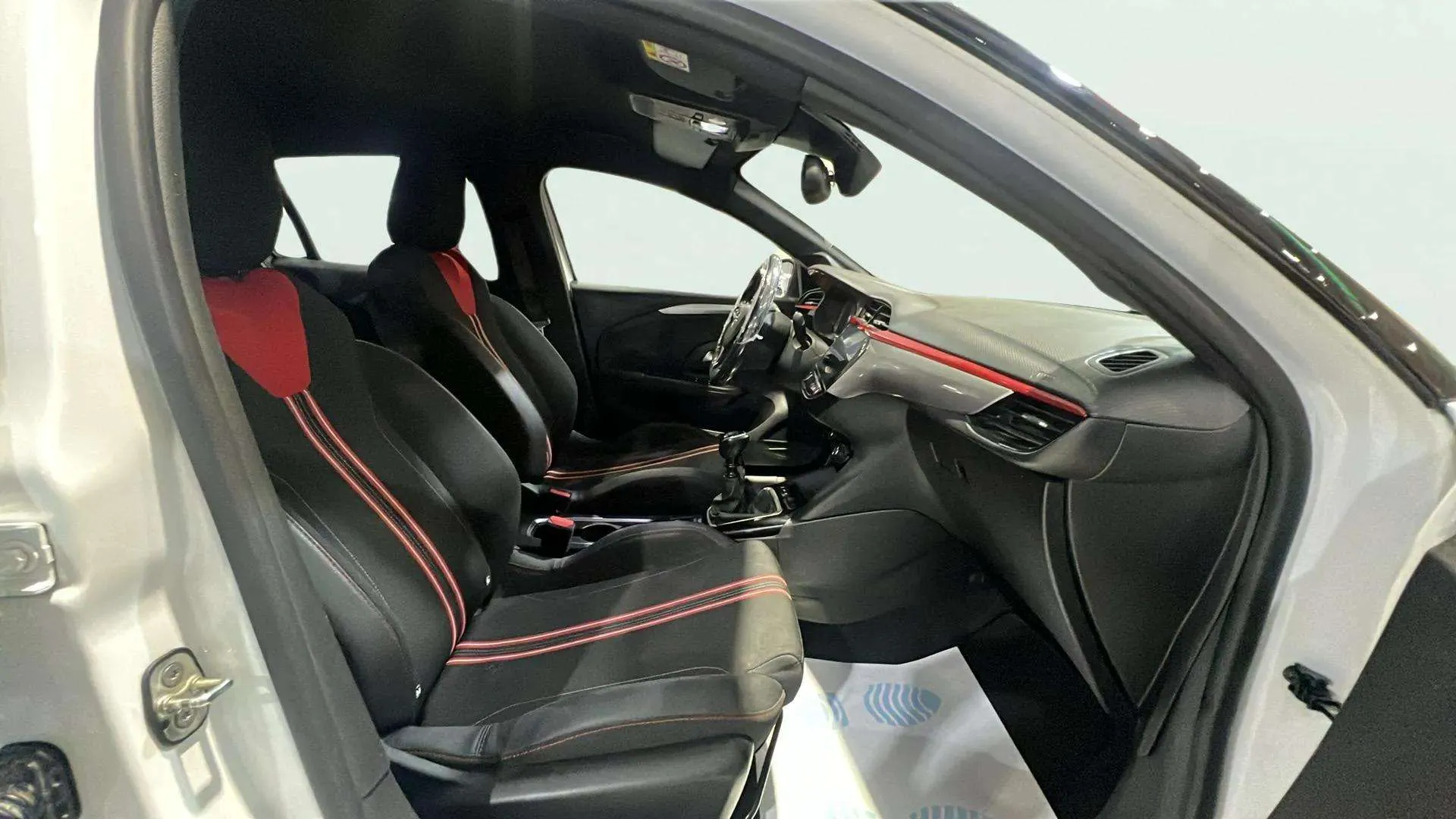 Opel Corsa 1.2T XHL Edition - foto 15