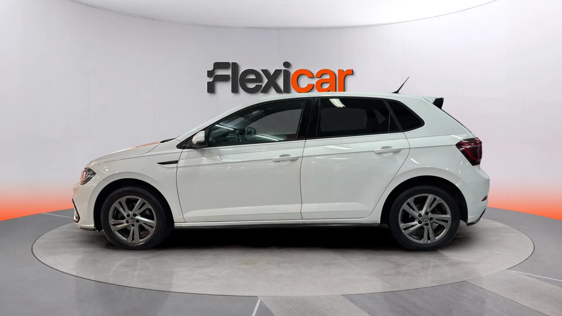 Volkswagen Polo R-Line 1.0 TSI DSG - foto 4