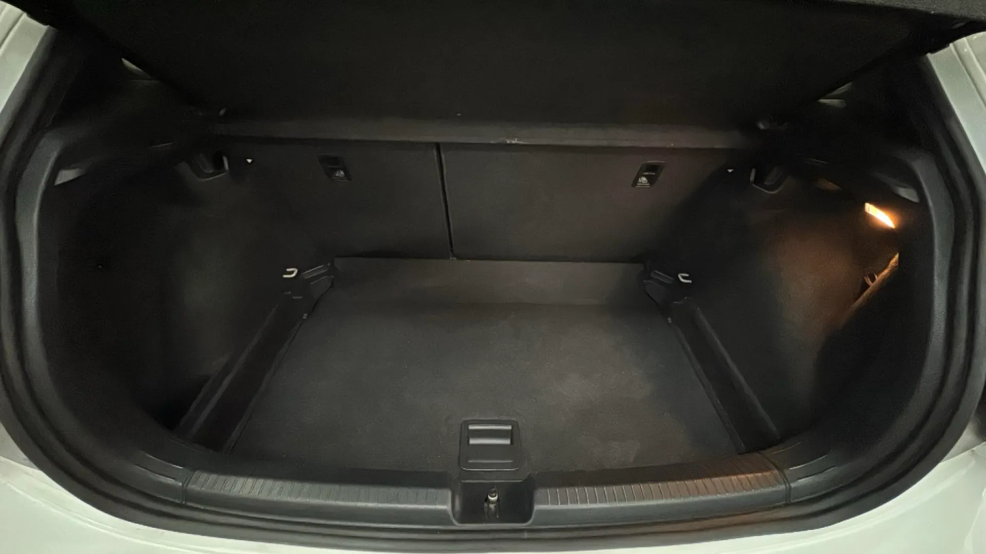 Volkswagen Polo R-Line 1.0 TSI DSG - foto 15
