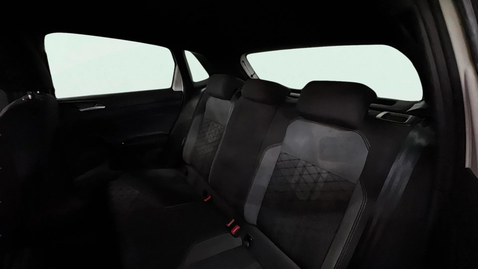 Volkswagen Polo R-Line 1.0 TSI DSG - foto 13