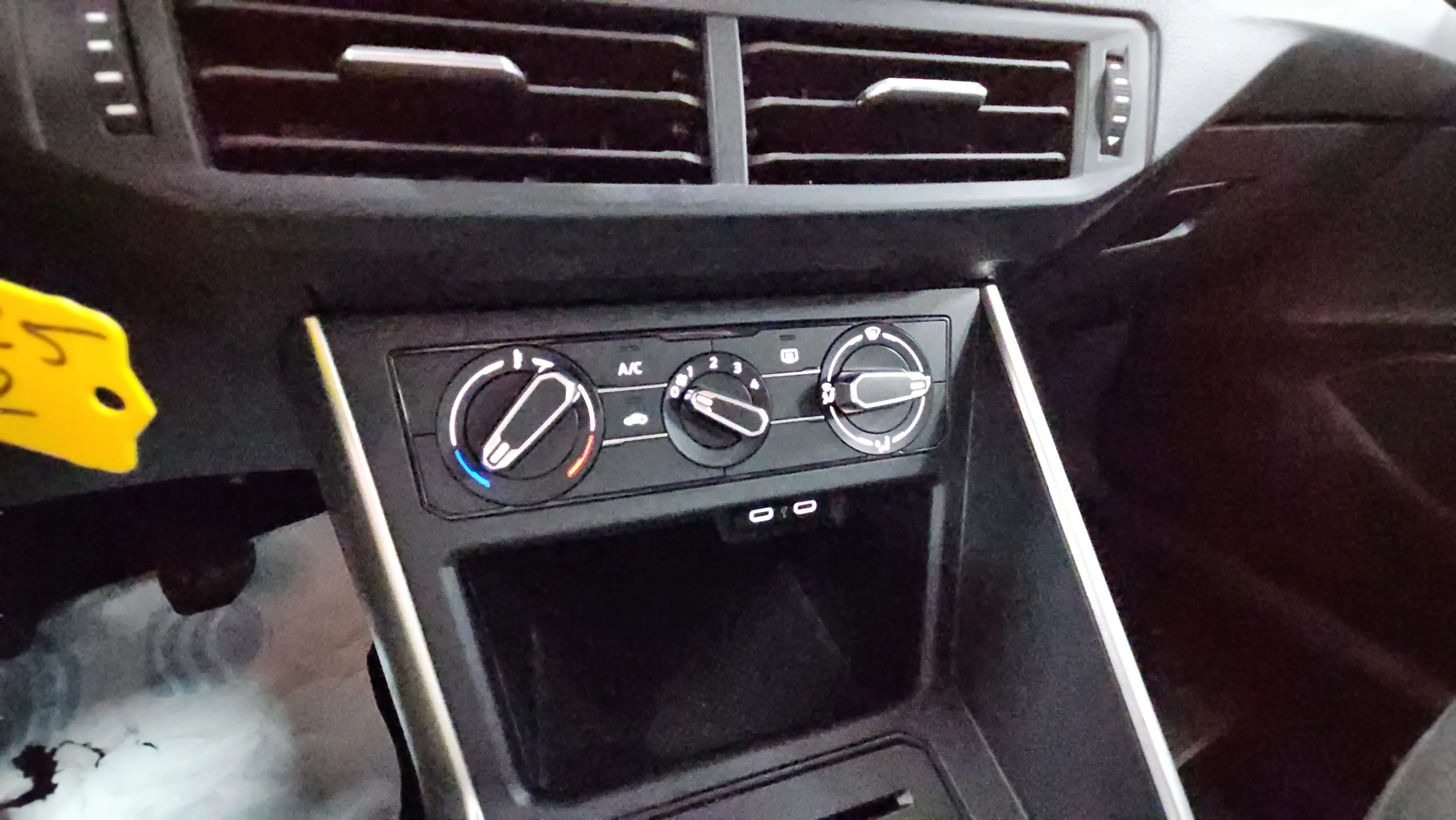 Volkswagen Polo Life 1.0 TSI - foto 12
