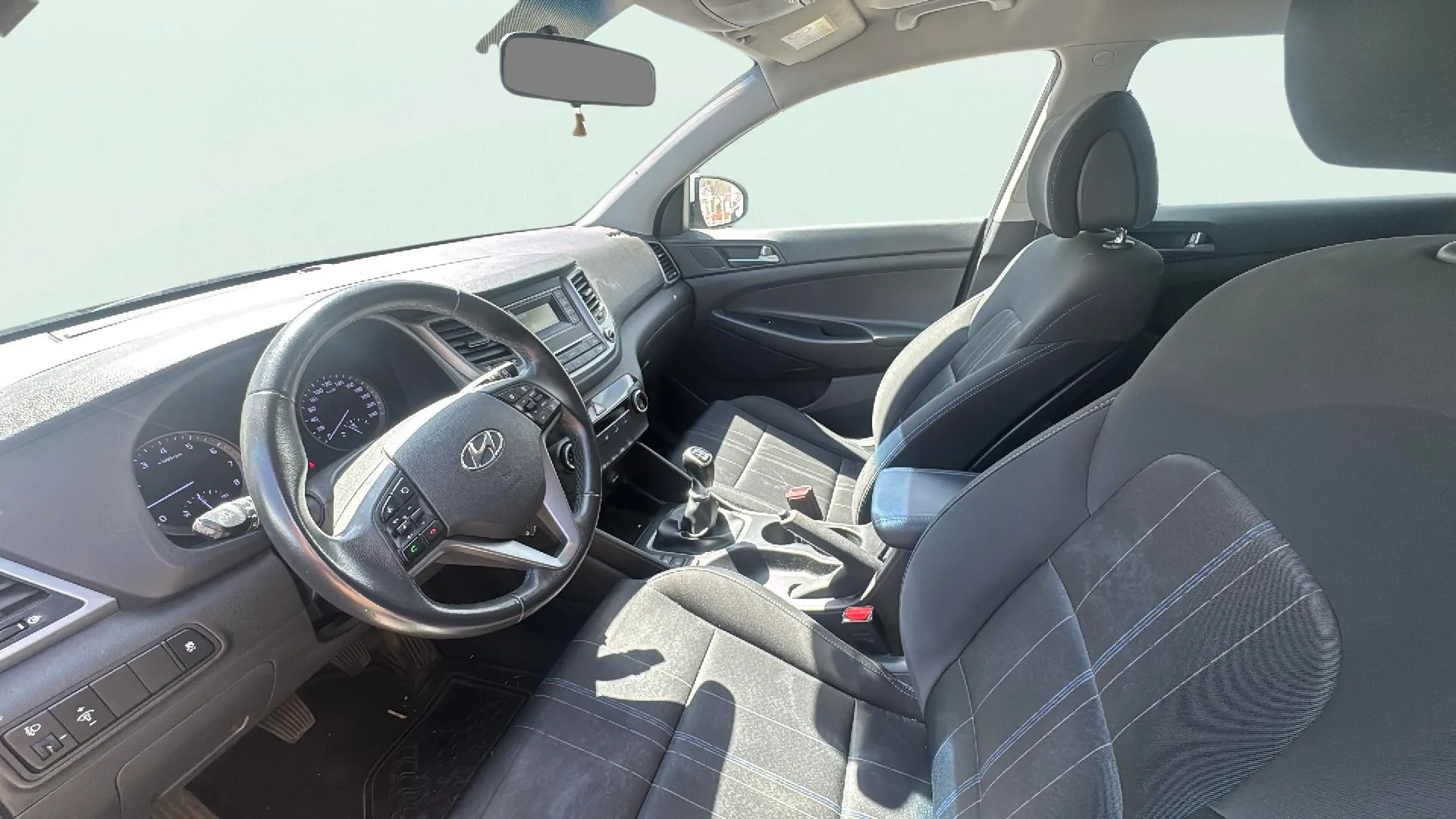 Hyundai Tucson 1.6 GDi BlueDrive 25 Aniversario 4x2 - foto 10