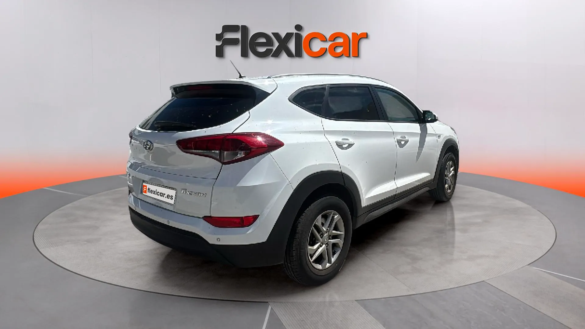 Hyundai Tucson 1.6 GDi BlueDrive 25 Aniversario 4x2 - foto 7