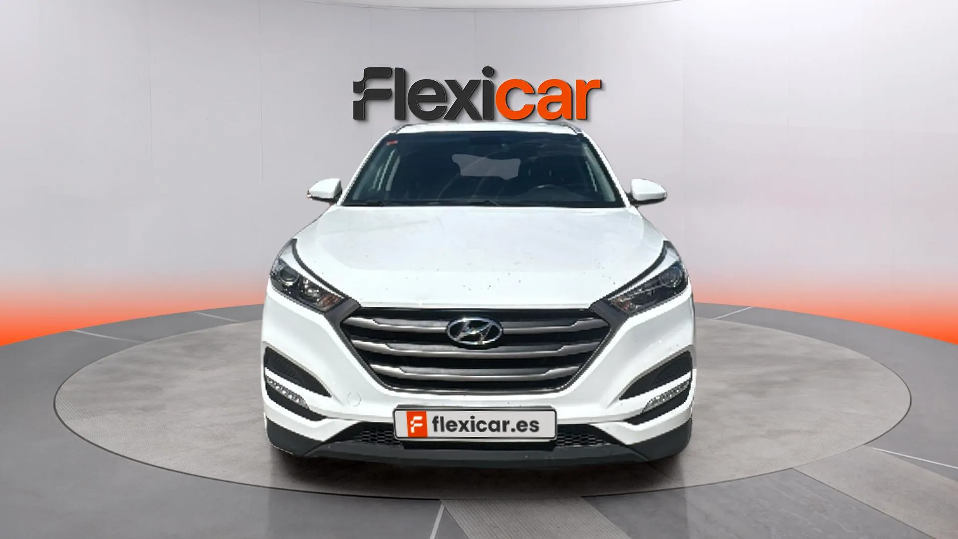 Hyundai Tucson 1.6 GDi BlueDrive 25 Aniversario 4x2 - foto 2