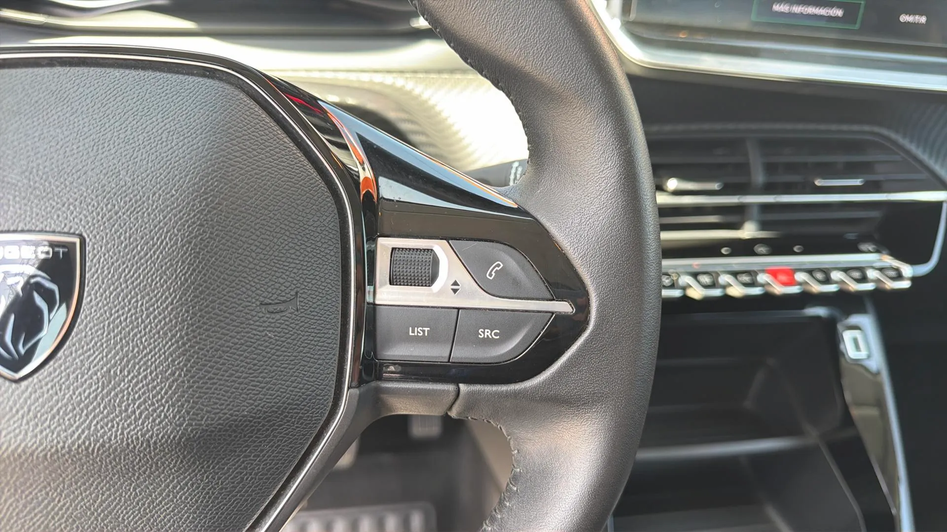 Peugeot 208 Style PureTech 100 - foto 17