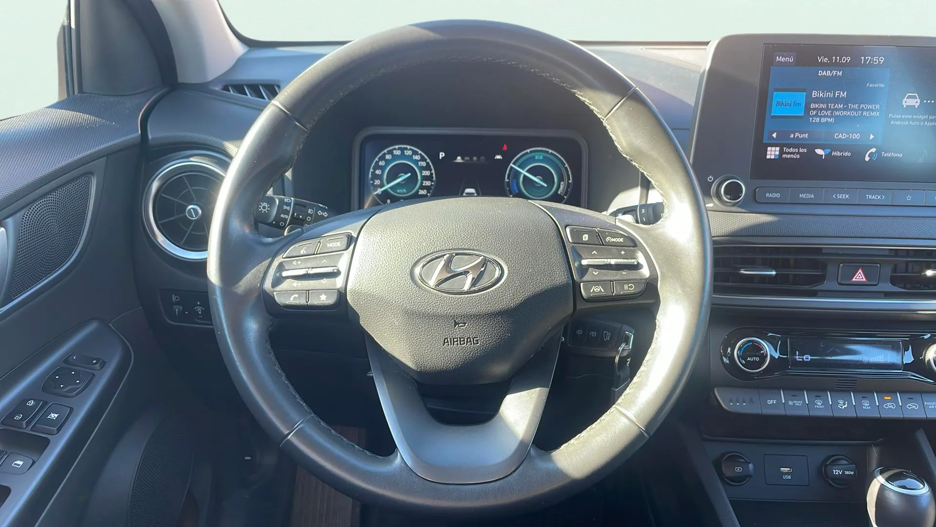 Hyundai Kona 1.6 GDI HEV Tecno 2C DCT - foto 11
