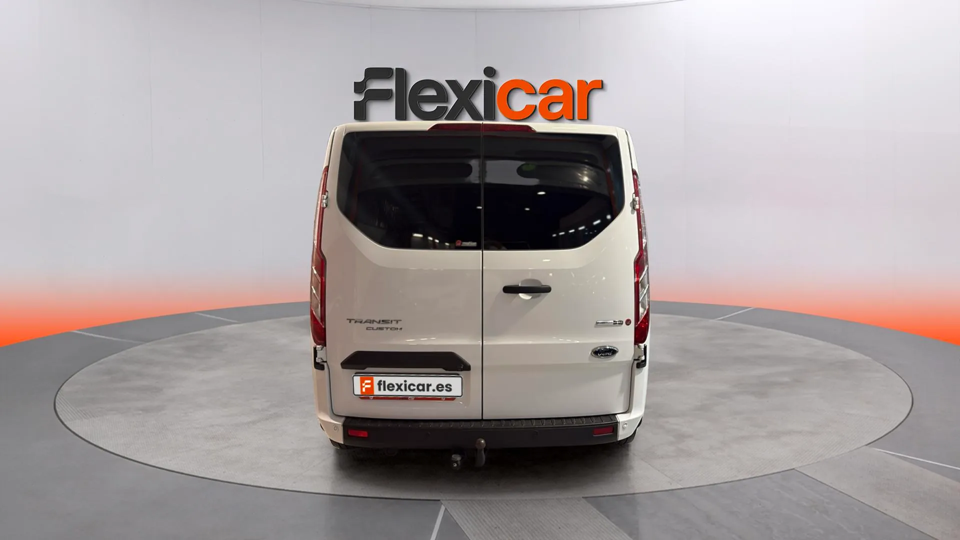 Ford Tourneo Custom 2.0 EcoBoost Hybr L2 Titanium - foto 6