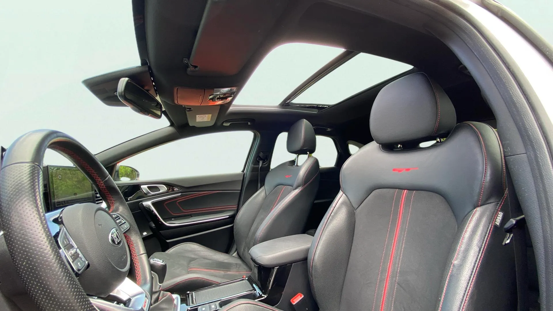 Kia ProCeed 1.6 T-GDi GT - foto 12