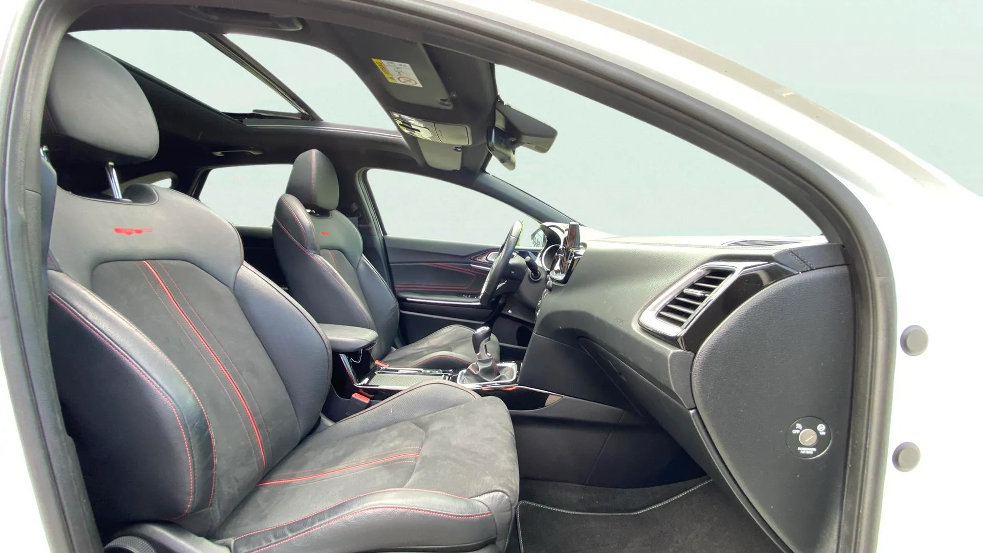 Kia ProCeed 1.6 T-GDi GT - foto 13