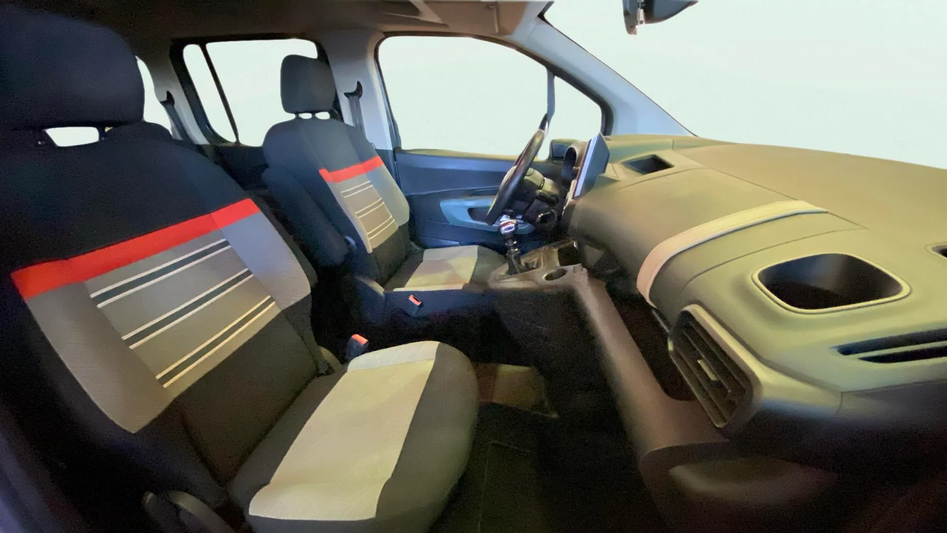 Citroën Berlingo Talla XL BlueHDi 130 Feel - foto 13