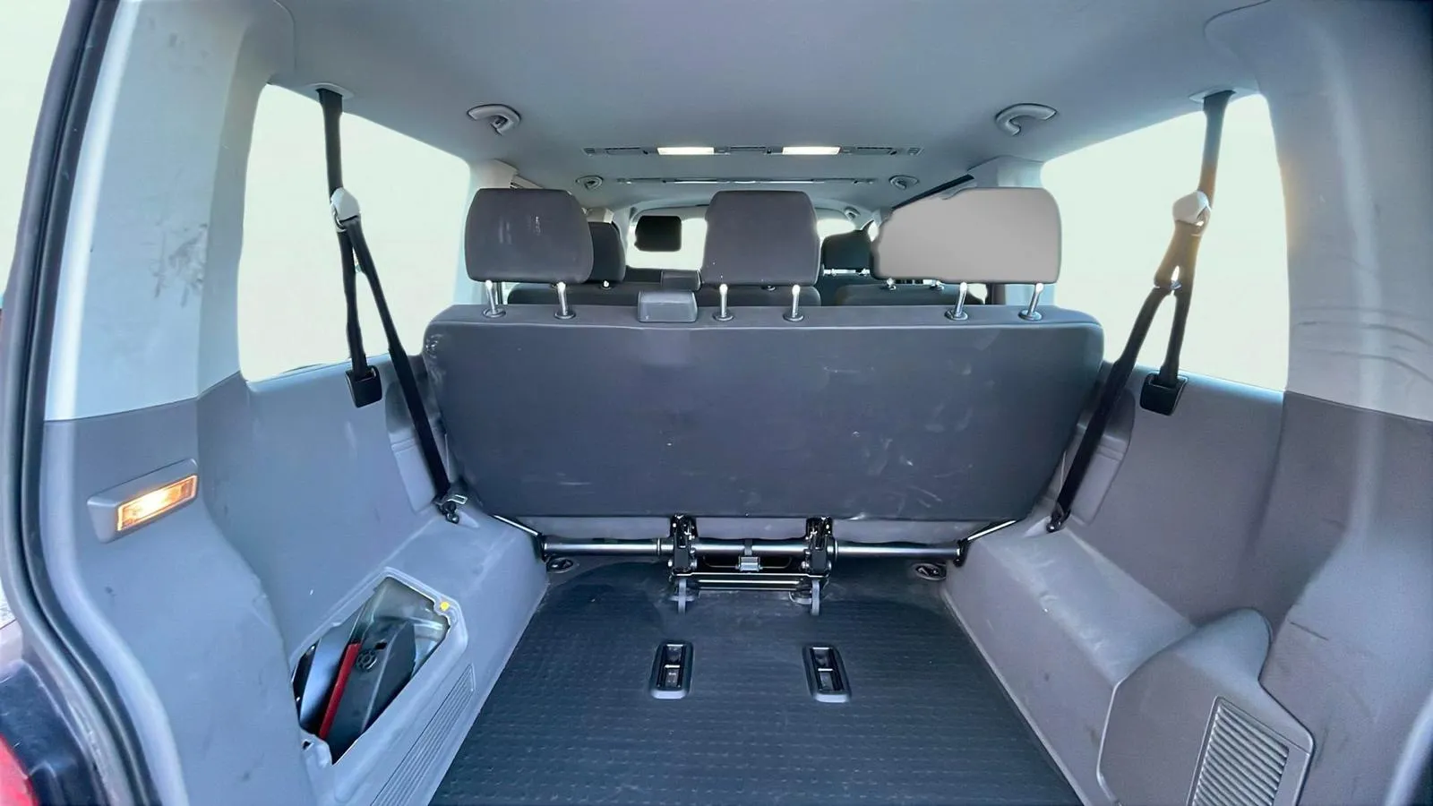 Volkswagen Caravelle Corta 2.0 TDI Aut - foto 15
