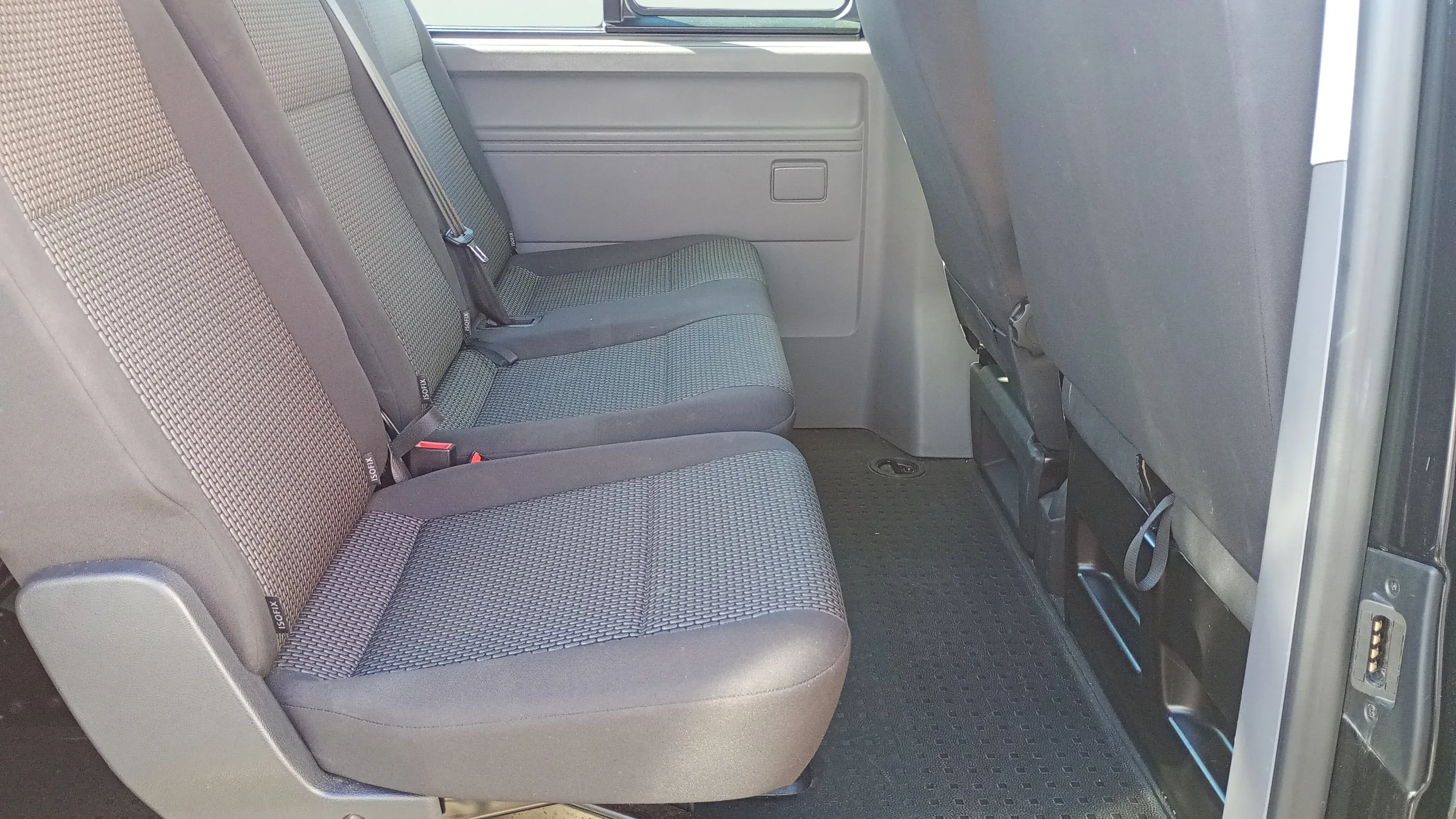 Volkswagen Caravelle Corta 2.0 TDI Aut - foto 18