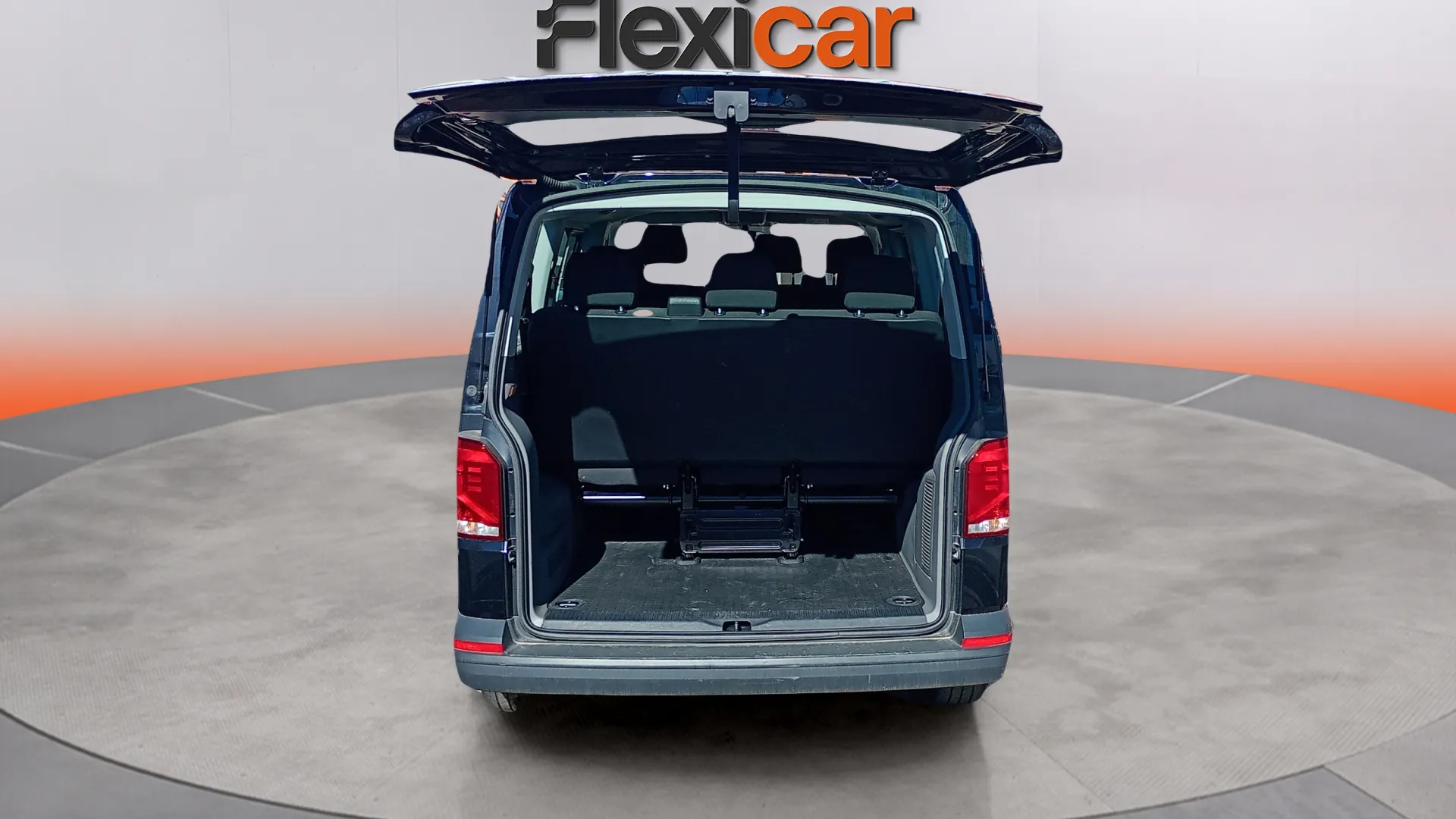 Volkswagen Caravelle Corta 2.0 TDI Aut - foto 20