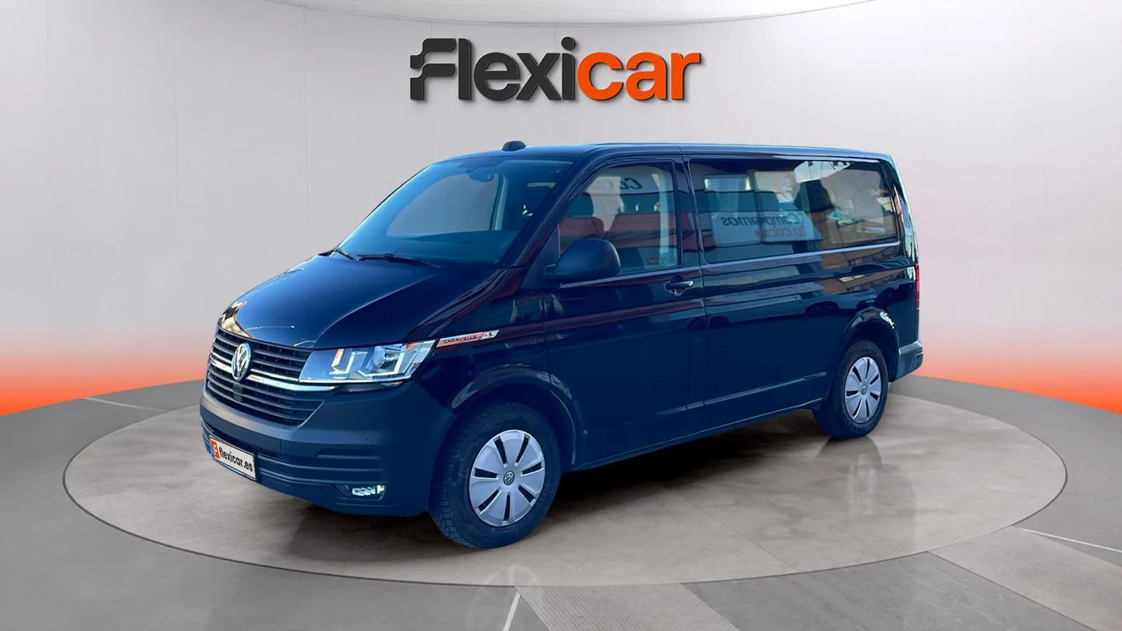 Volkswagen Caravelle Corta 2.0 TDI Aut - foto 2
