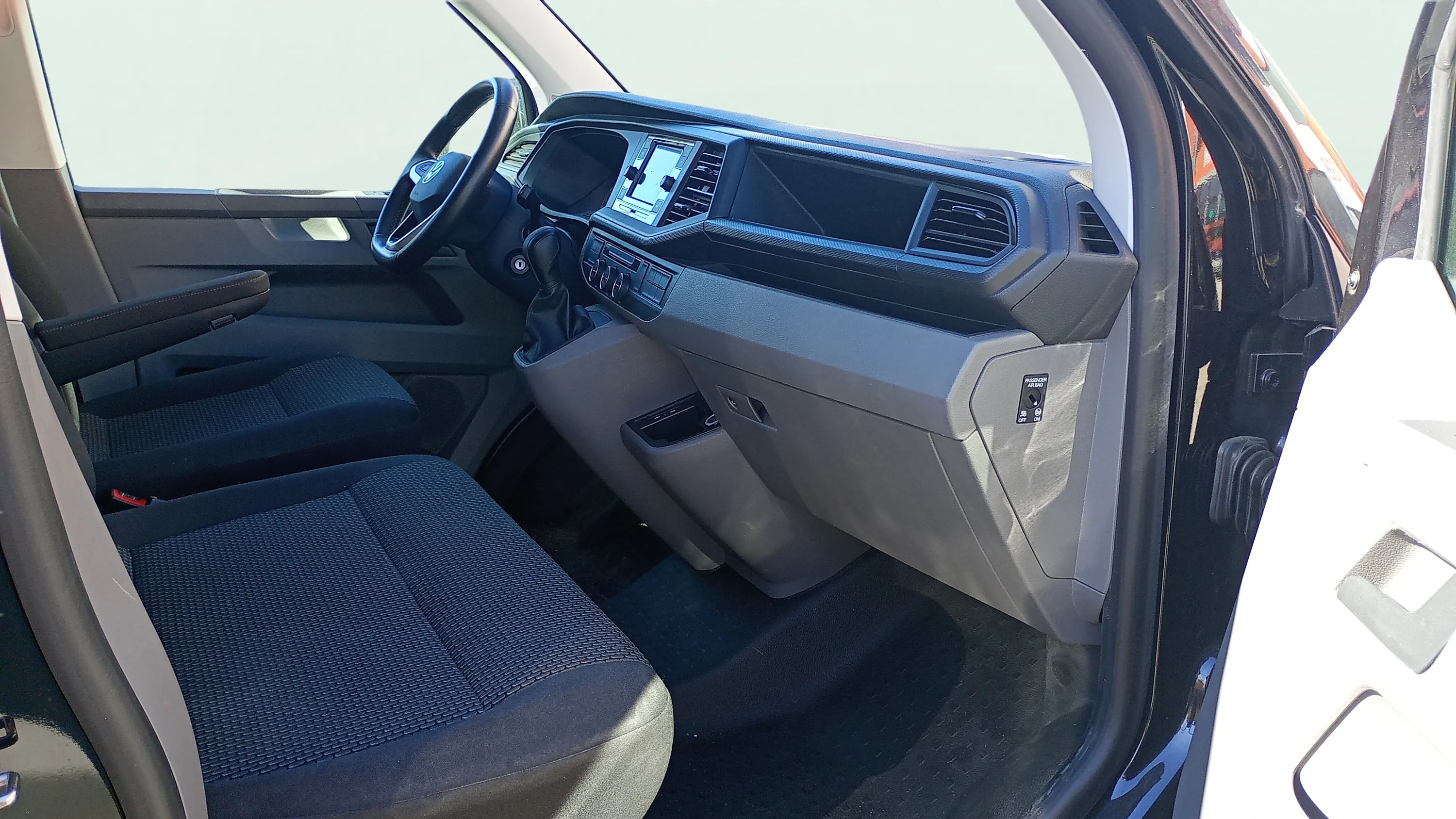 Volkswagen Caravelle Corta 2.0 TDI Aut - foto 17