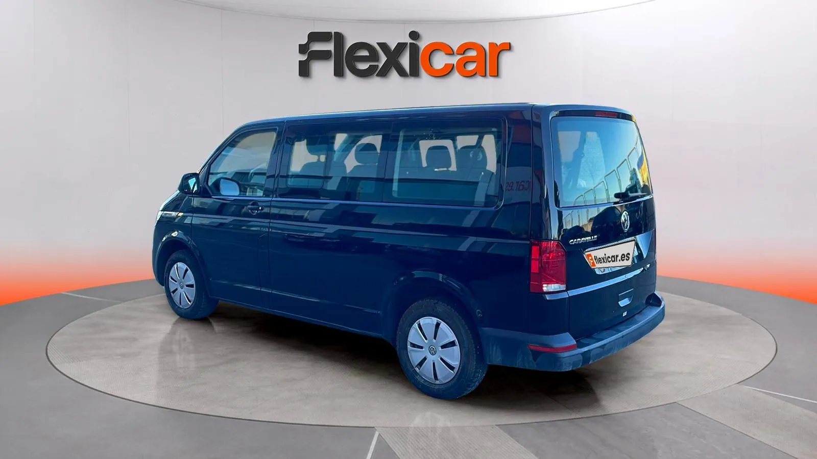 Volkswagen Caravelle Corta 2.0 TDI Aut - foto 4