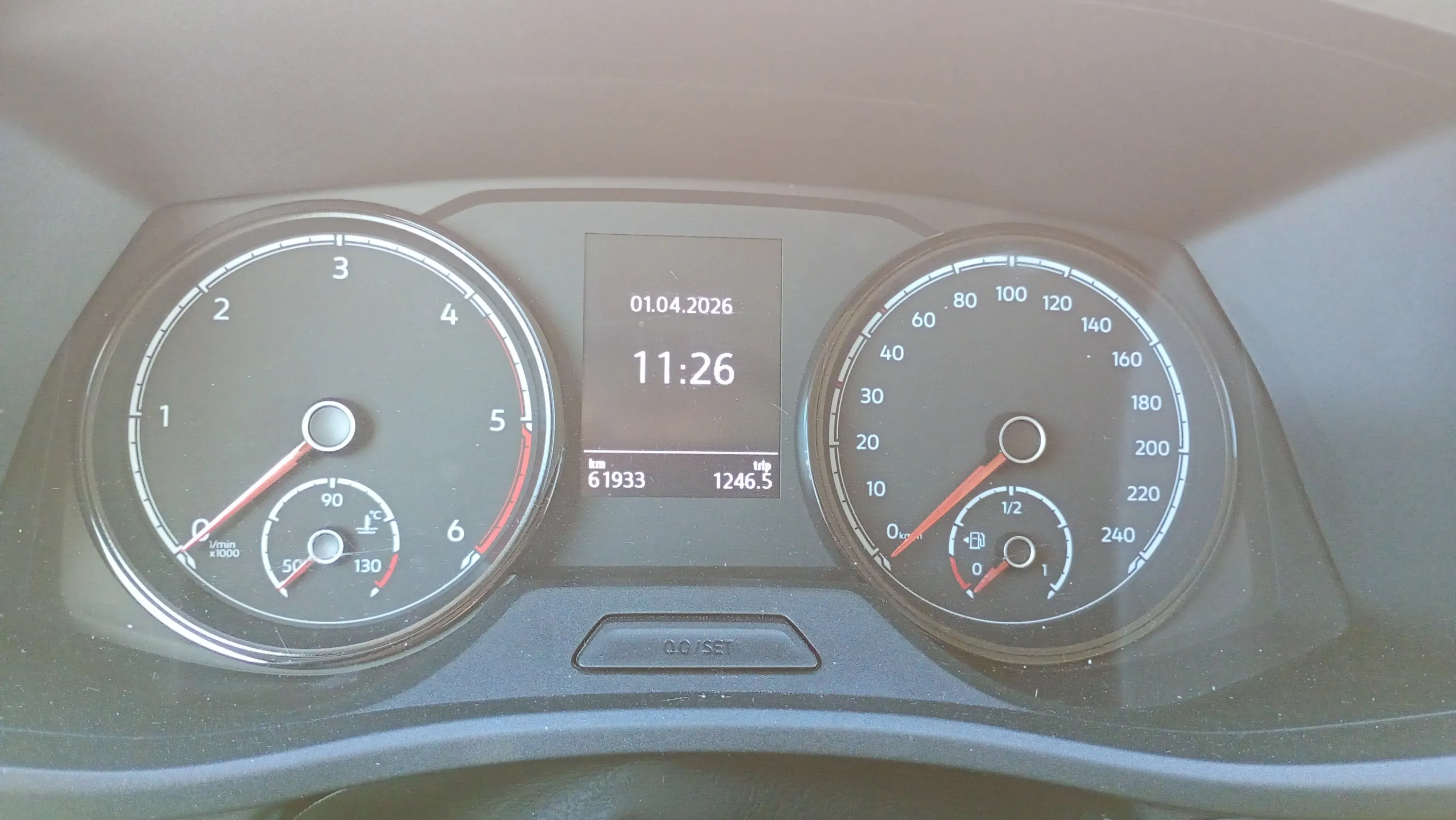 Volkswagen Caravelle Corta 2.0 TDI Aut - foto 16