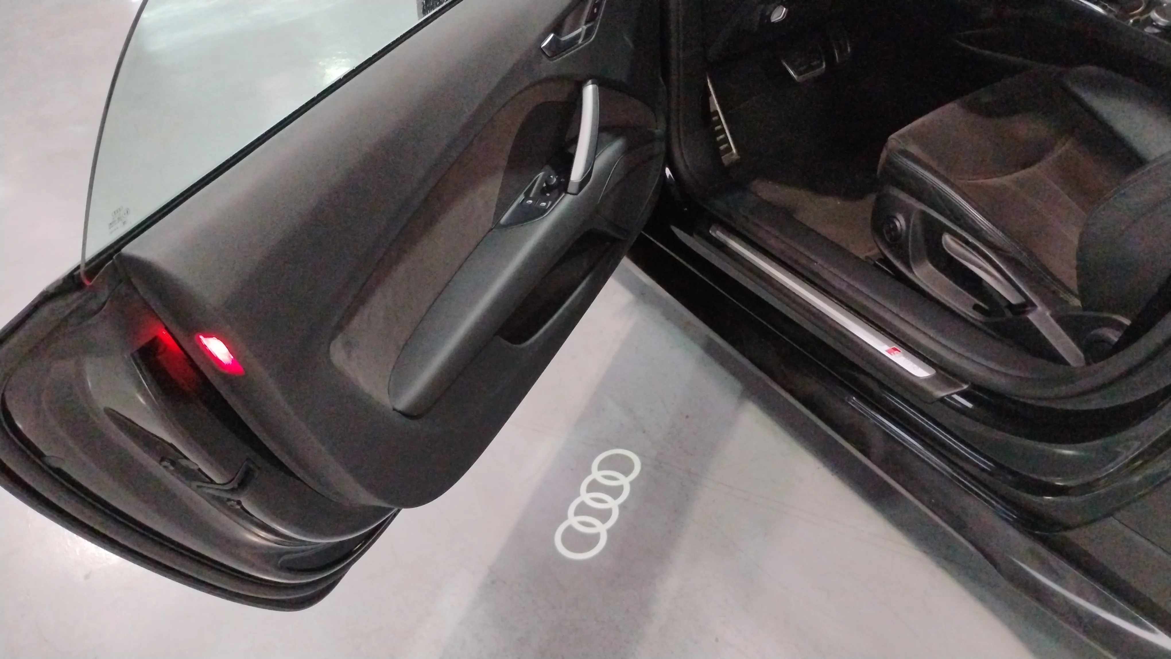 Audi TT 1.8 TFSI S tronic Roadster - foto 21